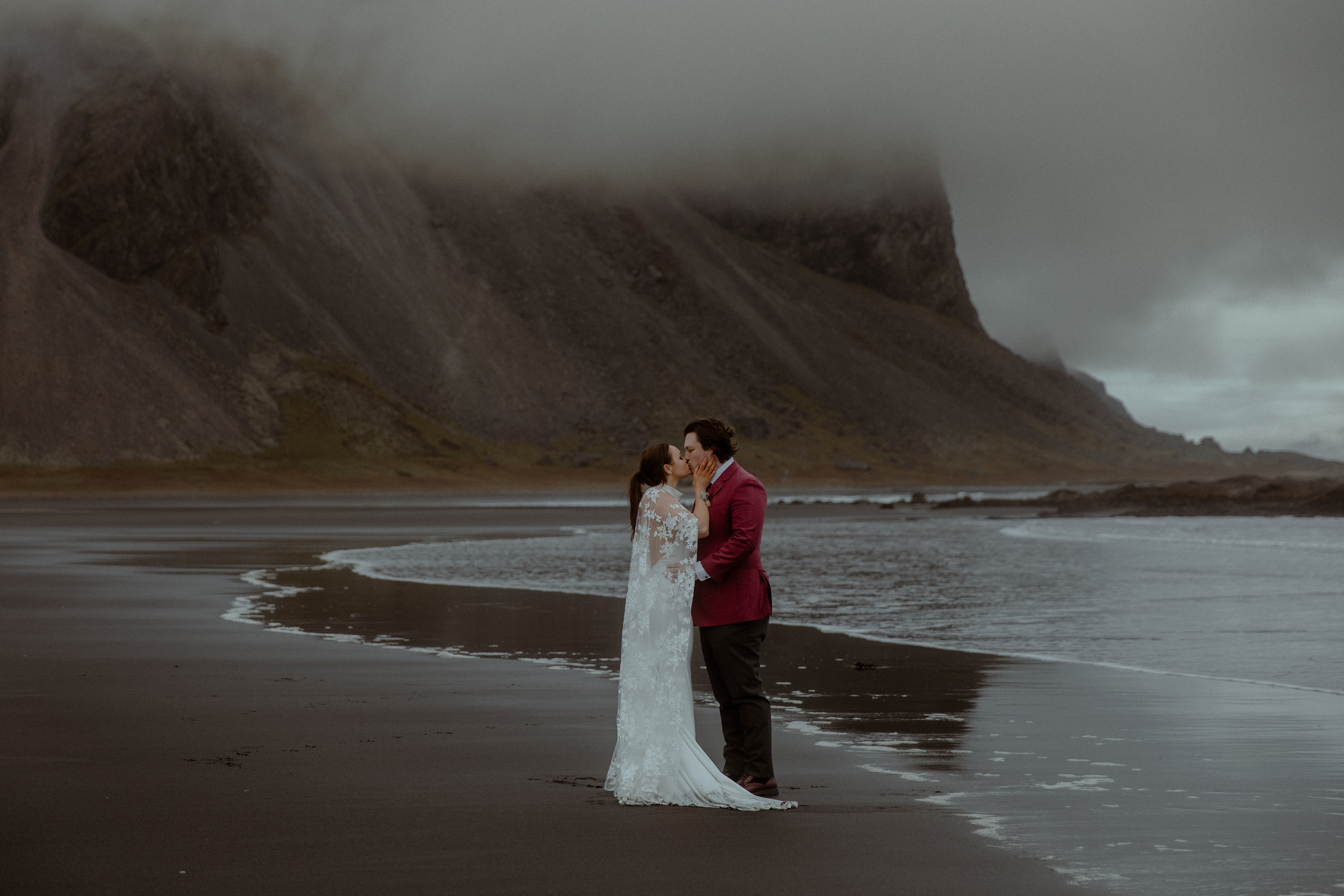 Secret hiking Elopement in Iceland. Iceland elopement photo and video | Nikolaichik Photo