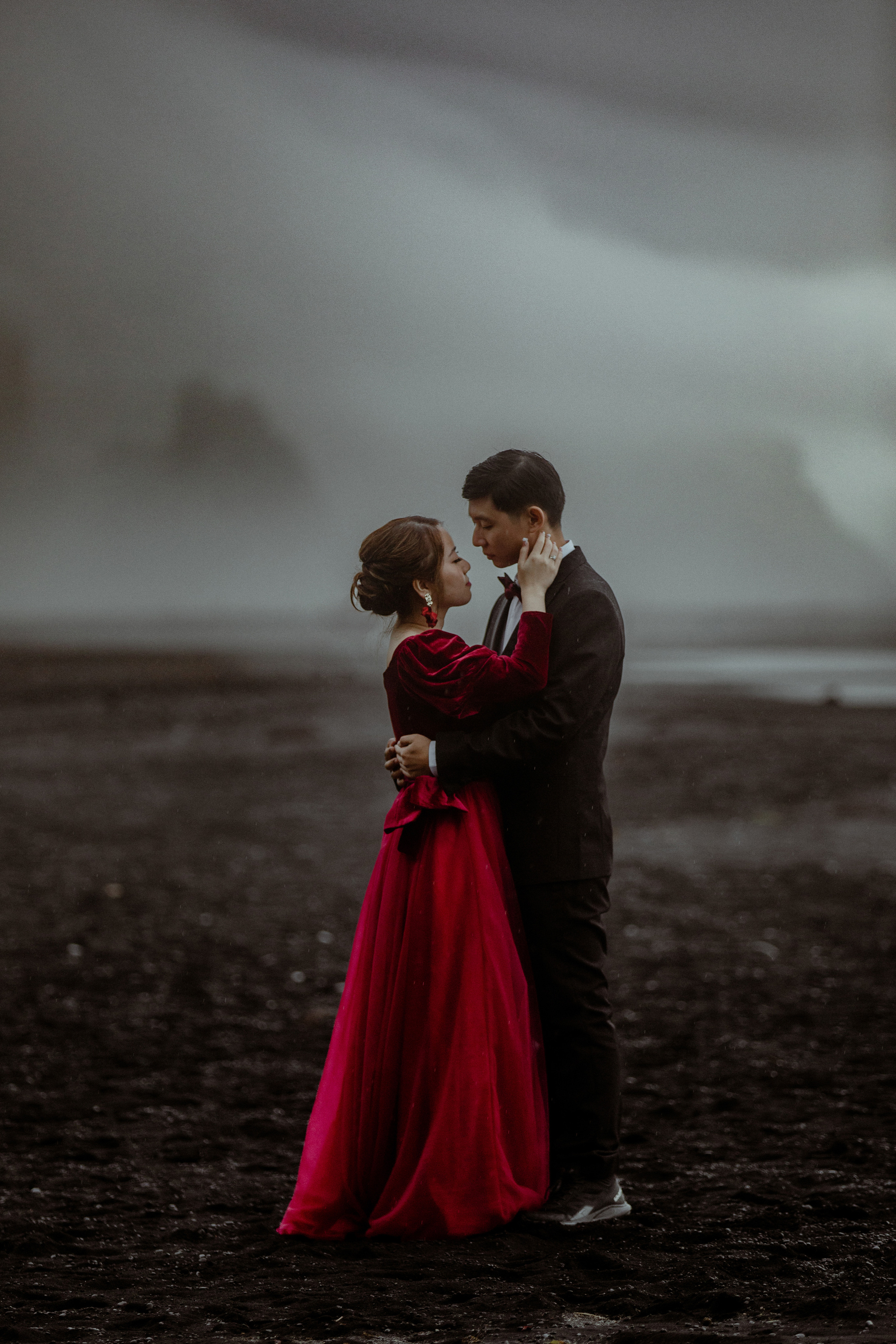Adventure Ice Cave Elopement in Iceland. Iceland elopement photographer & videographer