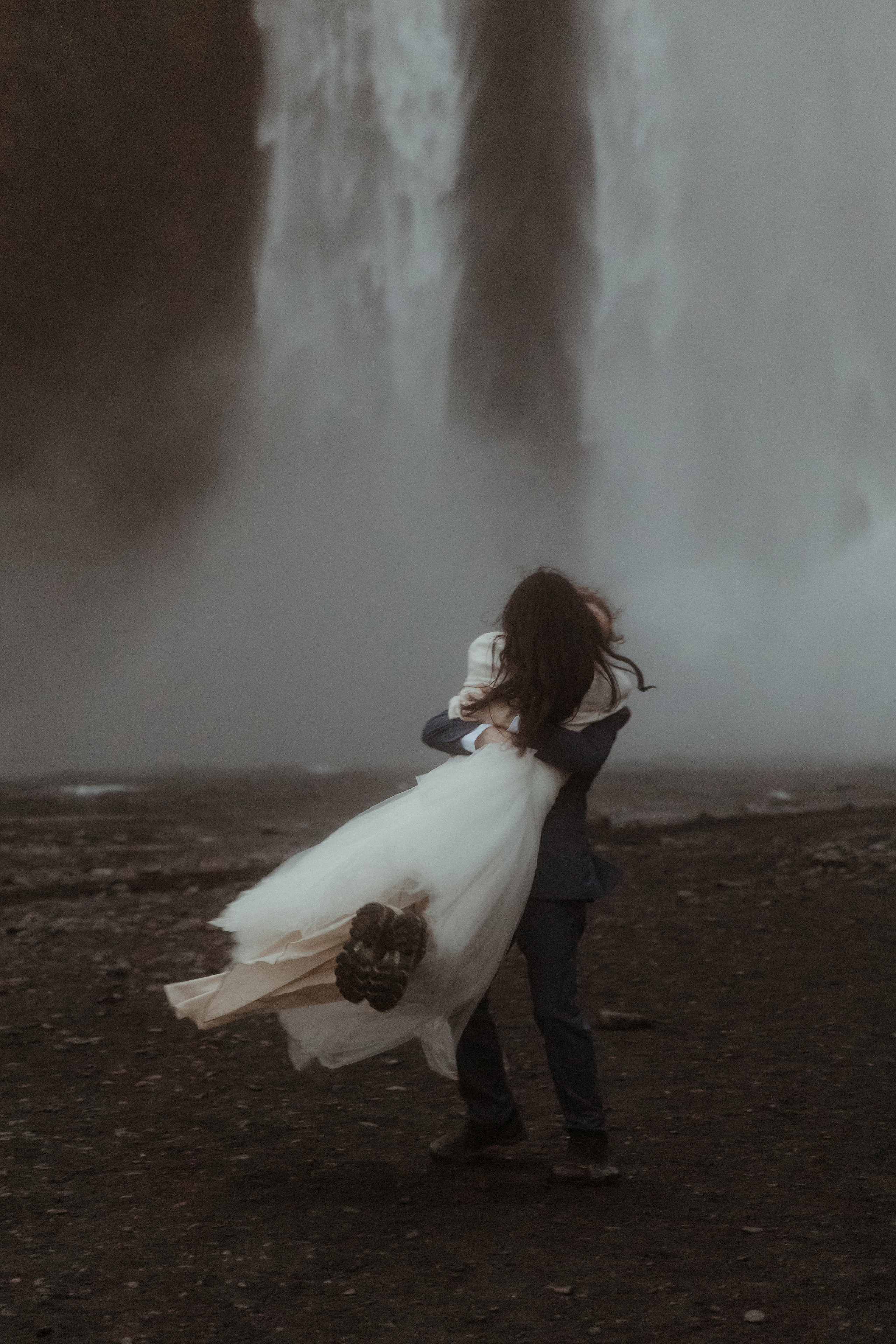 Hiking Iceland Elopement. Iceland elopement photographer & videographer