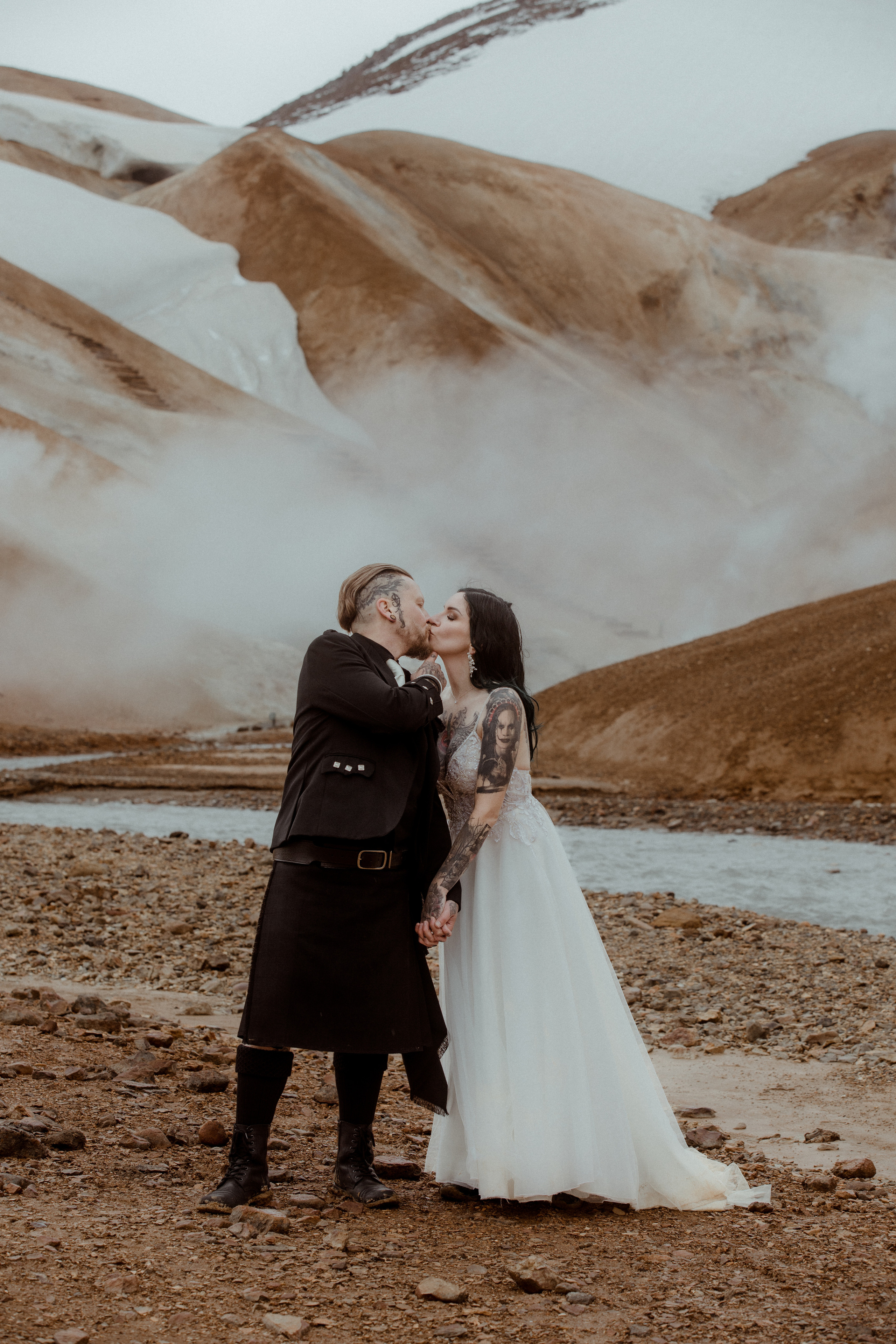 Wedding in Iceland’s Highlands. Iceland elopement photographer & videographer