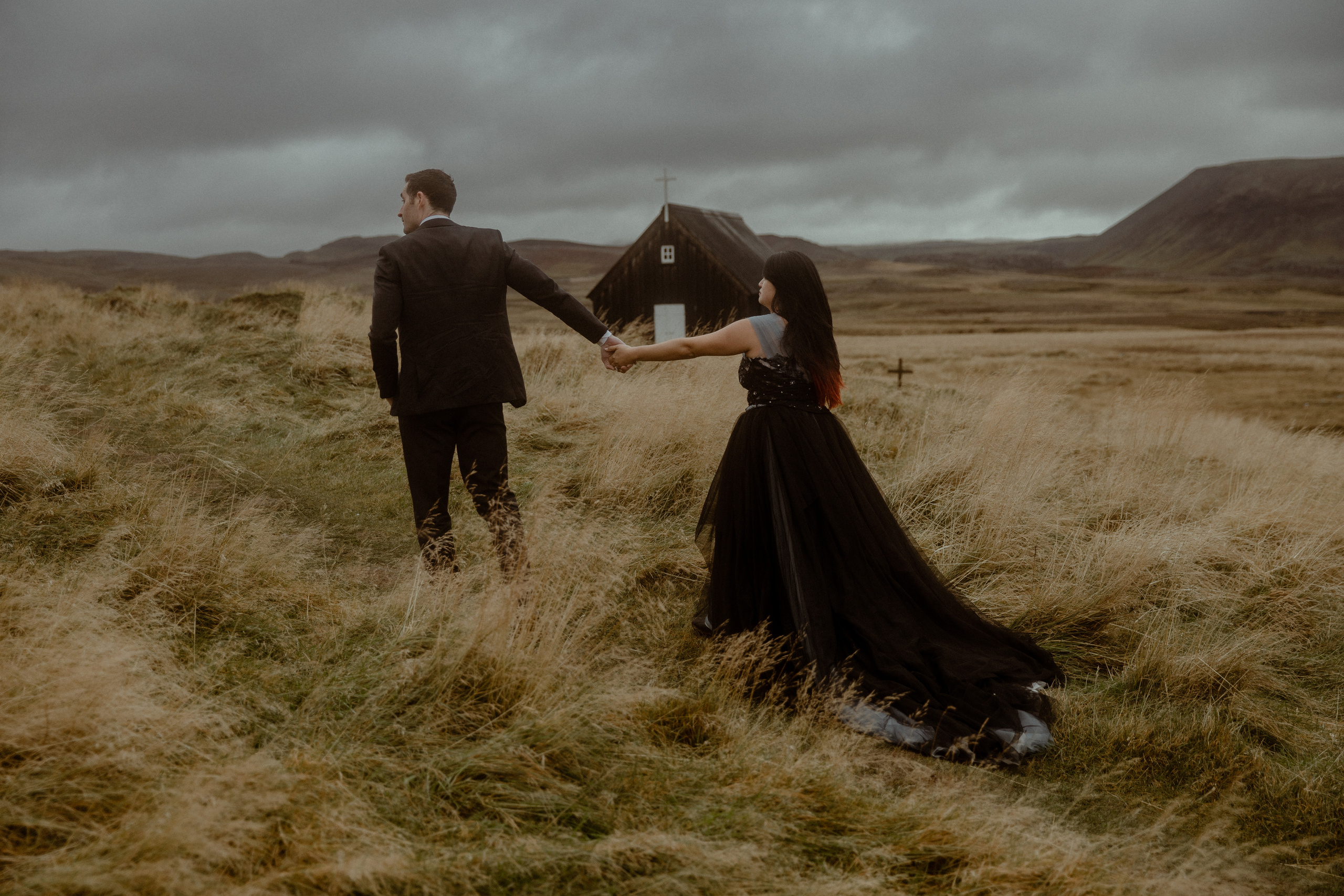Anniversary photoshoot in Iceland. Iceland elopement photo and video | Nikolaichik Photo