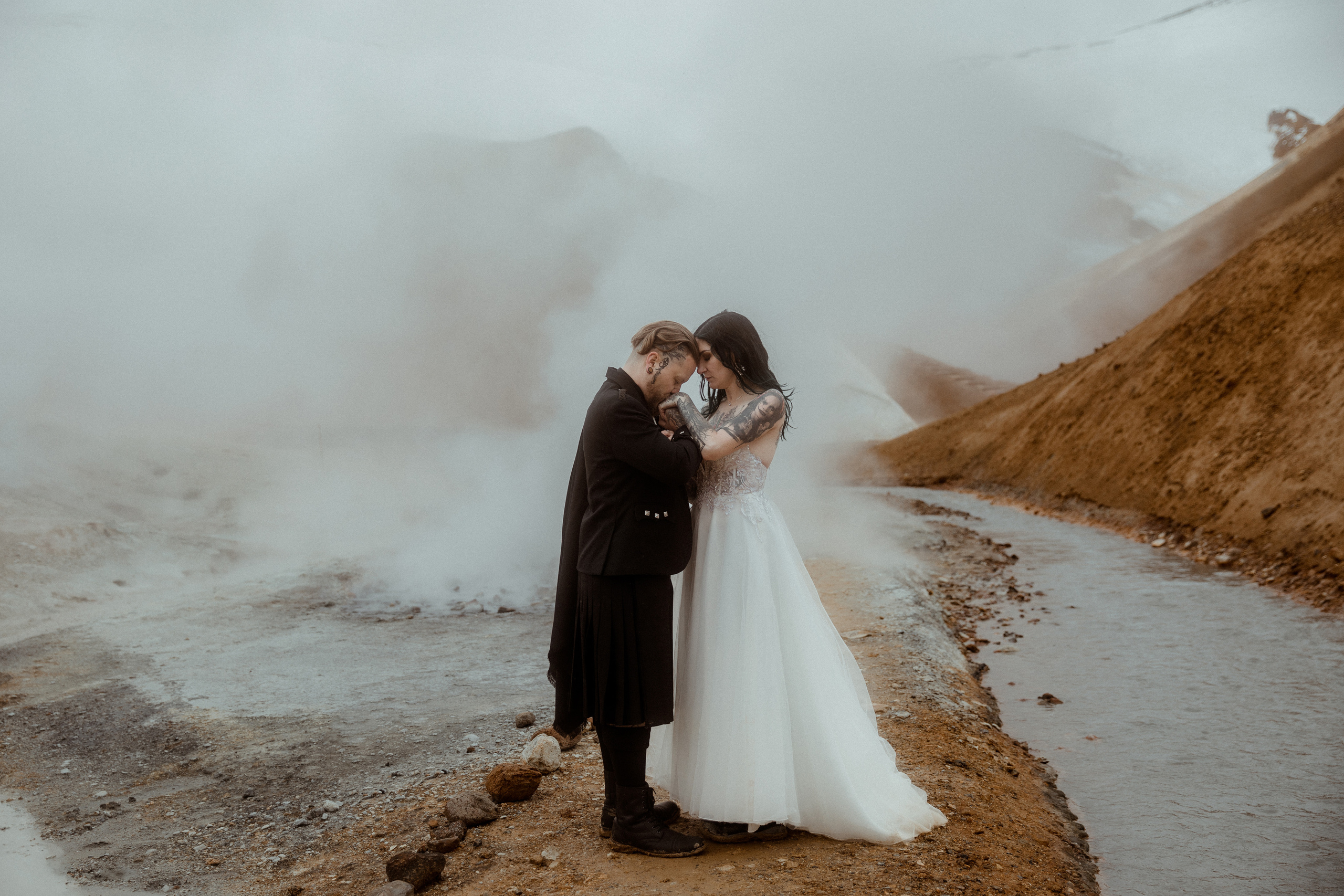 Wedding in Iceland’s Highlands. Iceland elopement photographer & videographer