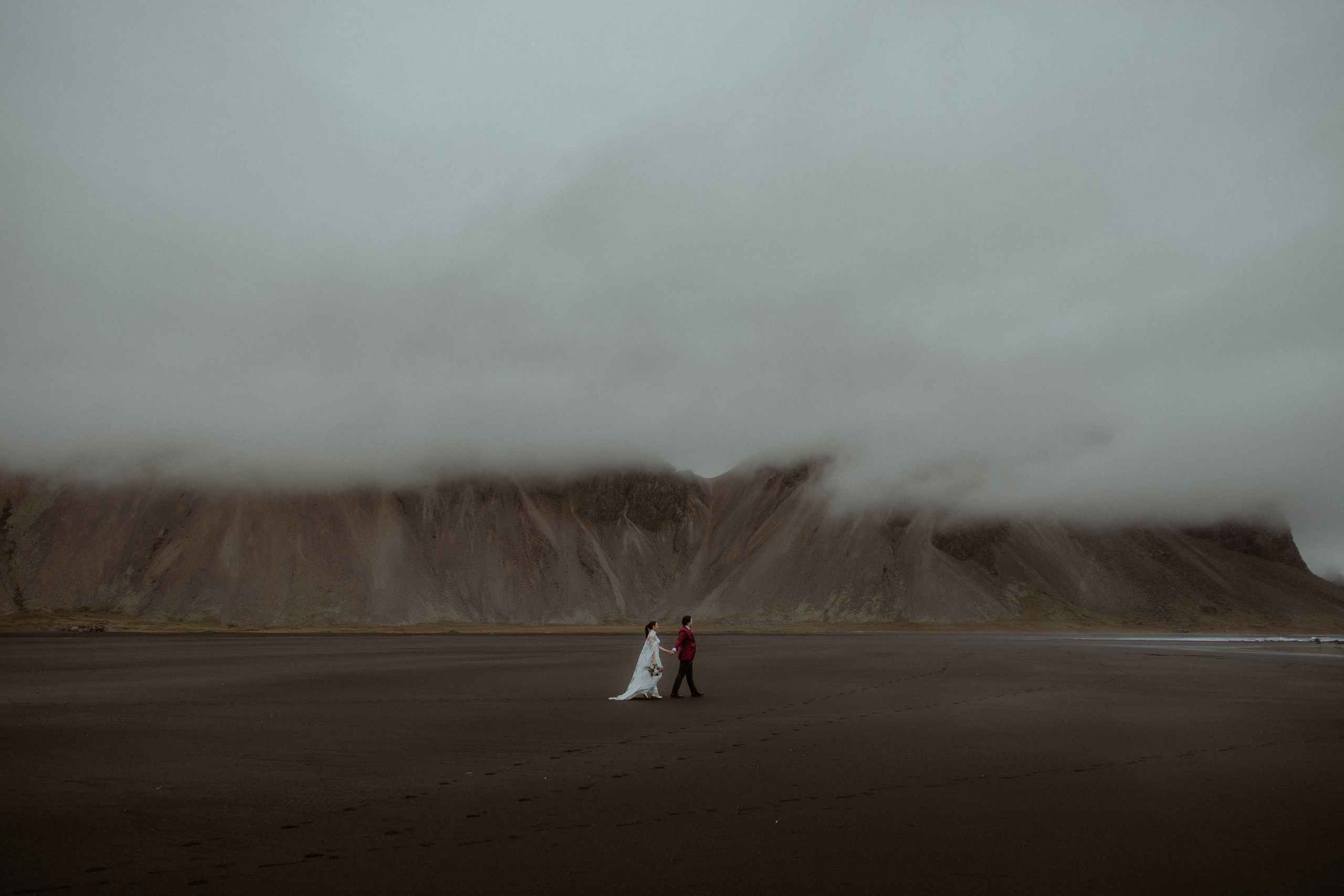 Secret hiking Elopement in Iceland. Iceland elopement photo and video | Nikolaichik Photo