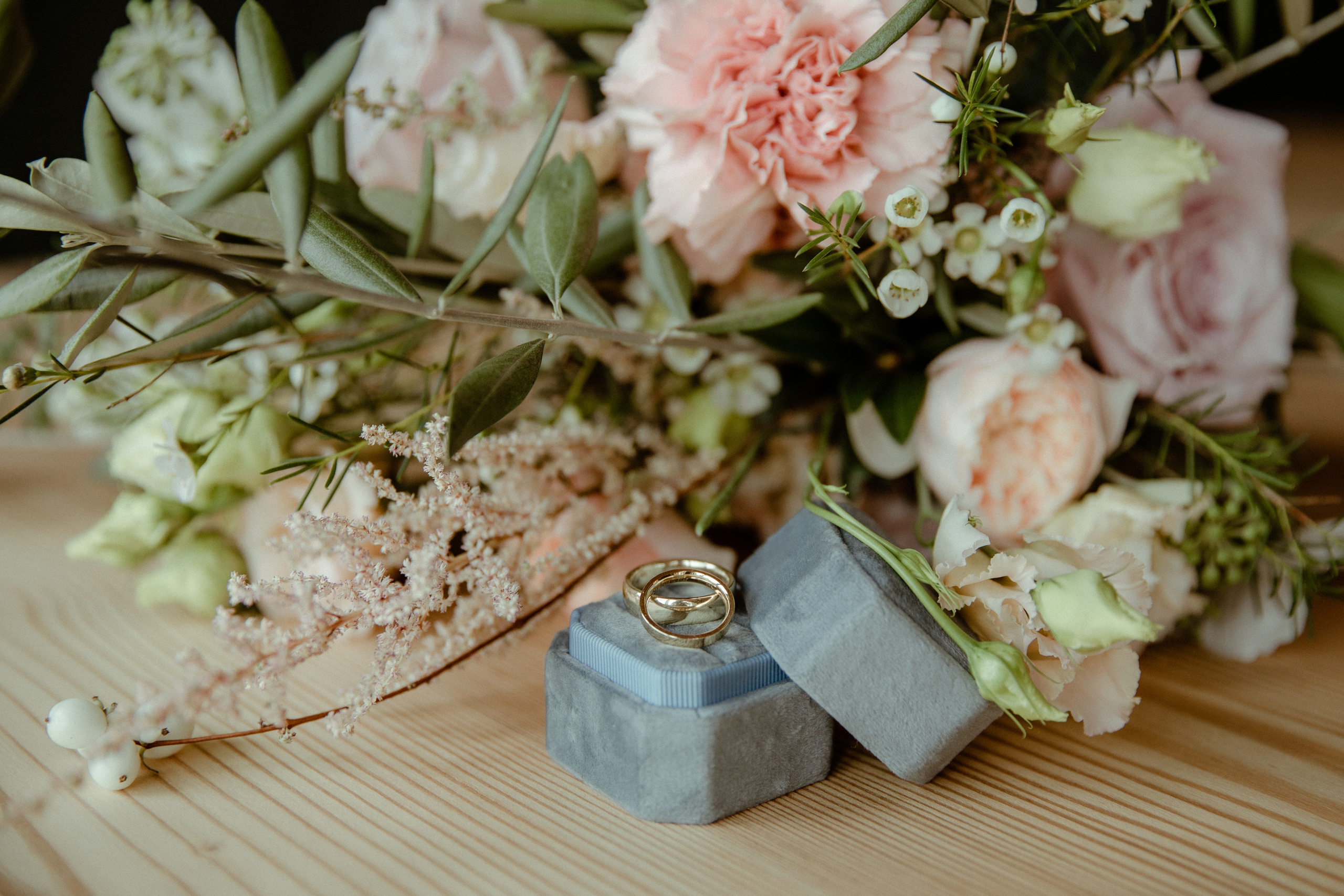 Intimate Wedding in the Dolomites. Iceland elopement photo and video | Nikolaichik Photo