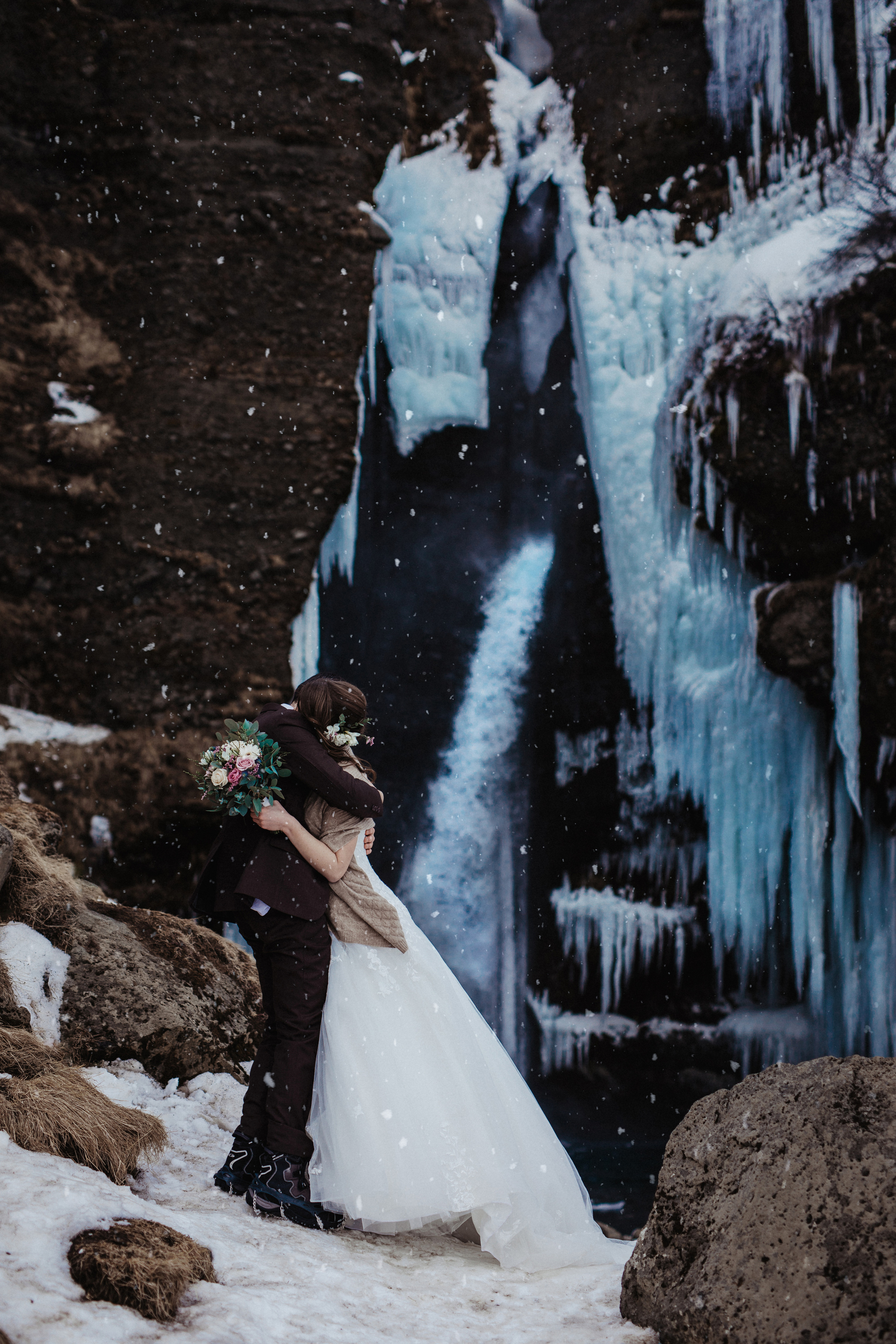 Winter Wedding in Iceland. Iceland elopement photo and video | Nikolaichik Photo