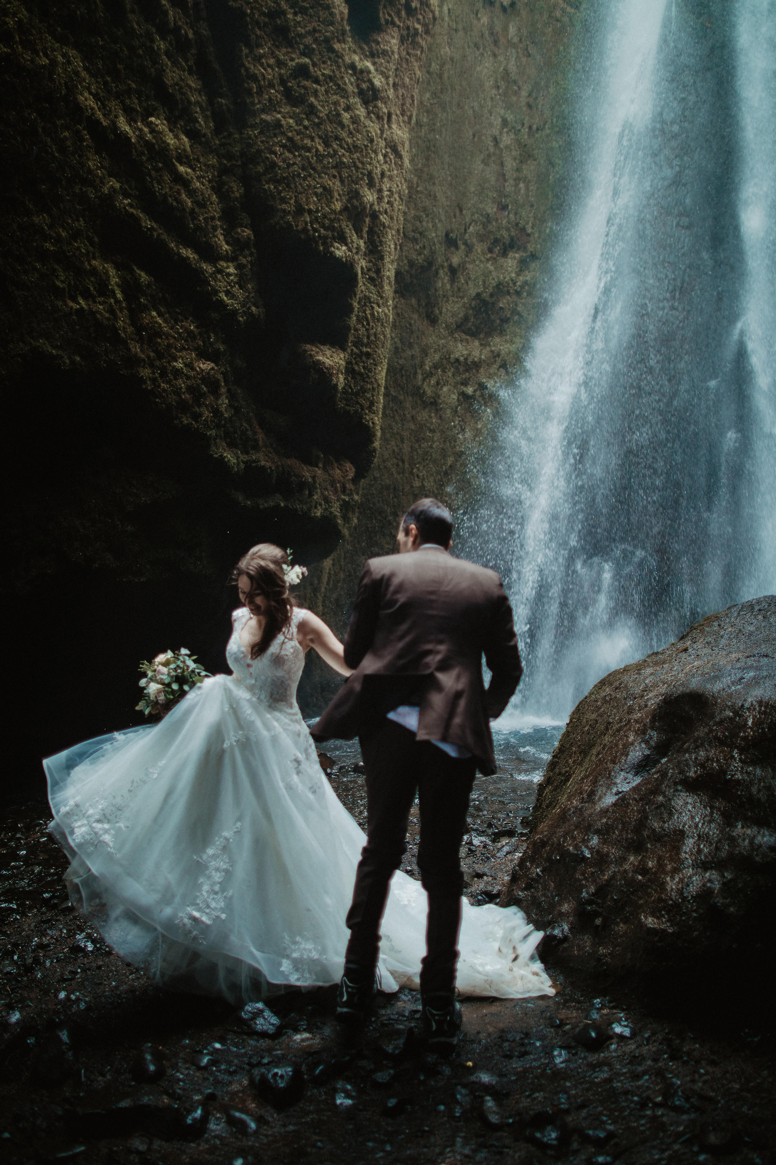 Winter Wedding in Iceland. Iceland elopement photo and video | Nikolaichik Photo