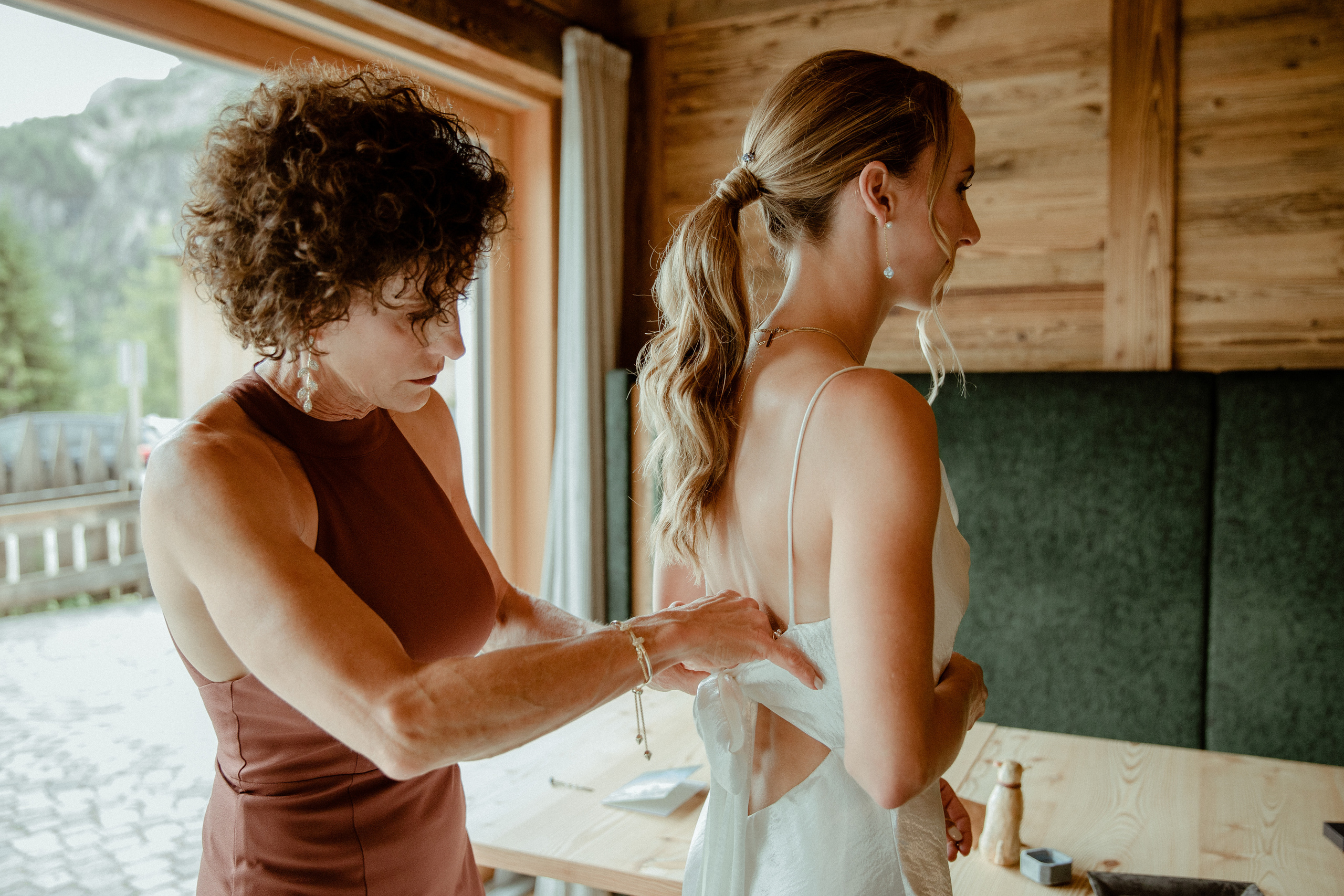 Intimate Wedding in the Dolomites. Iceland elopement photo and video | Nikolaichik Photo