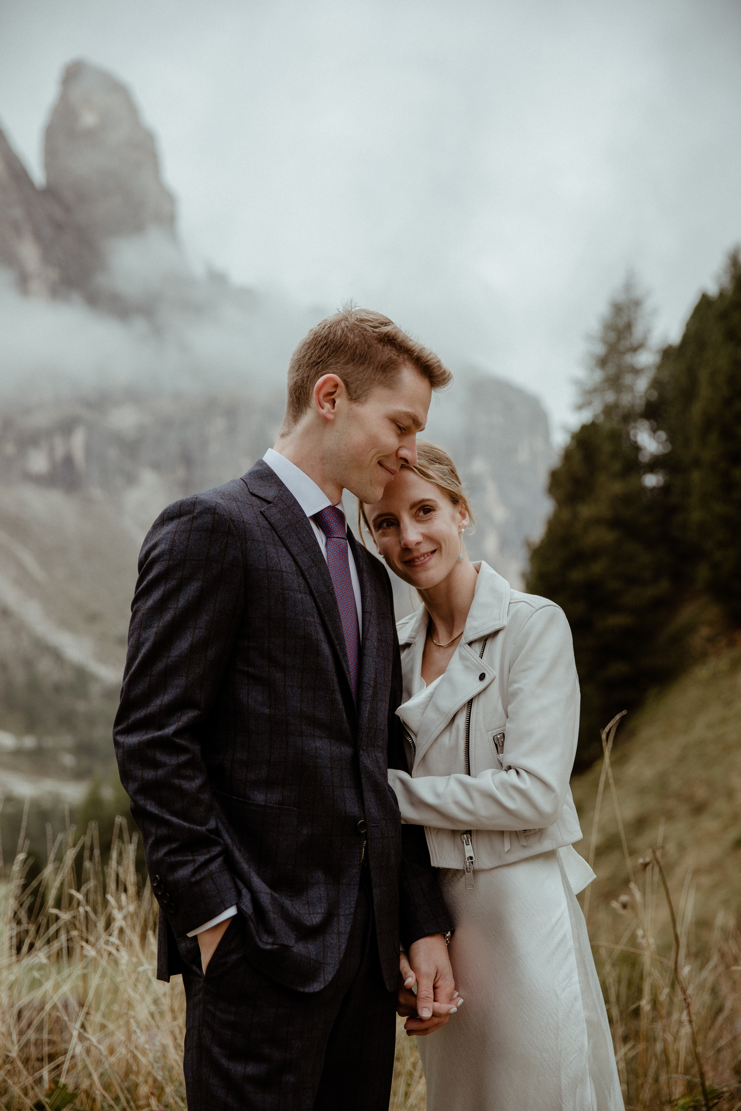 Intimate Wedding in the Dolomites. Iceland elopement photo and video | Nikolaichik Photo