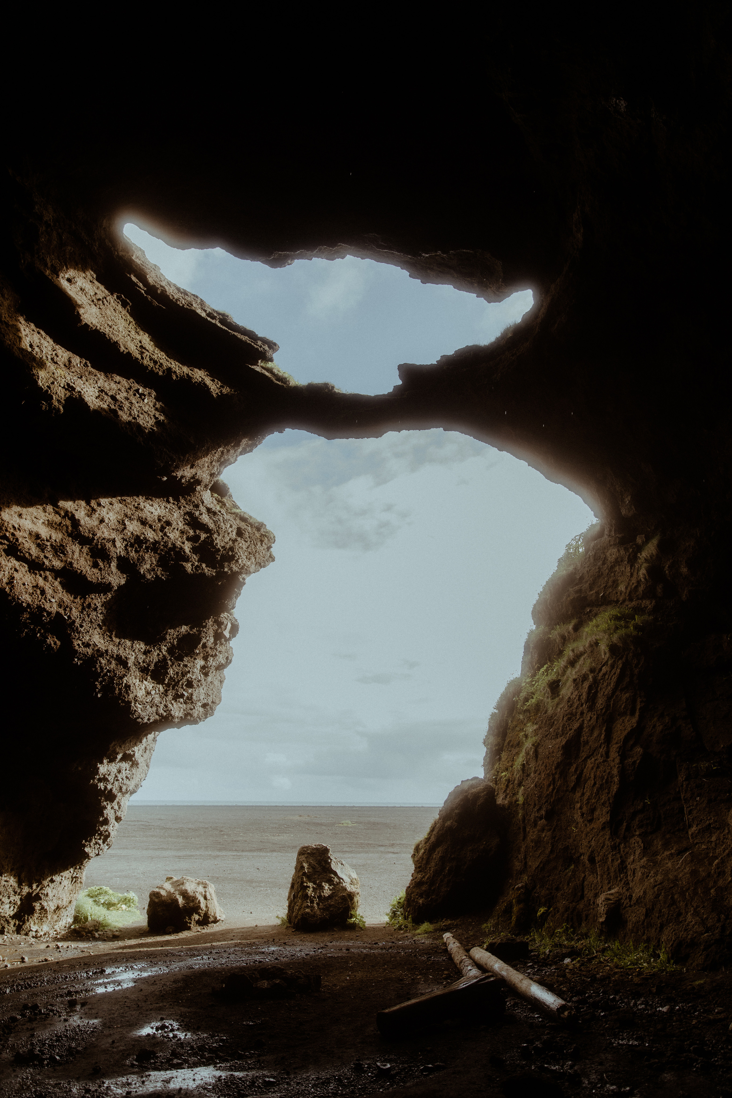 Private Black Sand Beach Elopement. Iceland elopement photographer & videographer