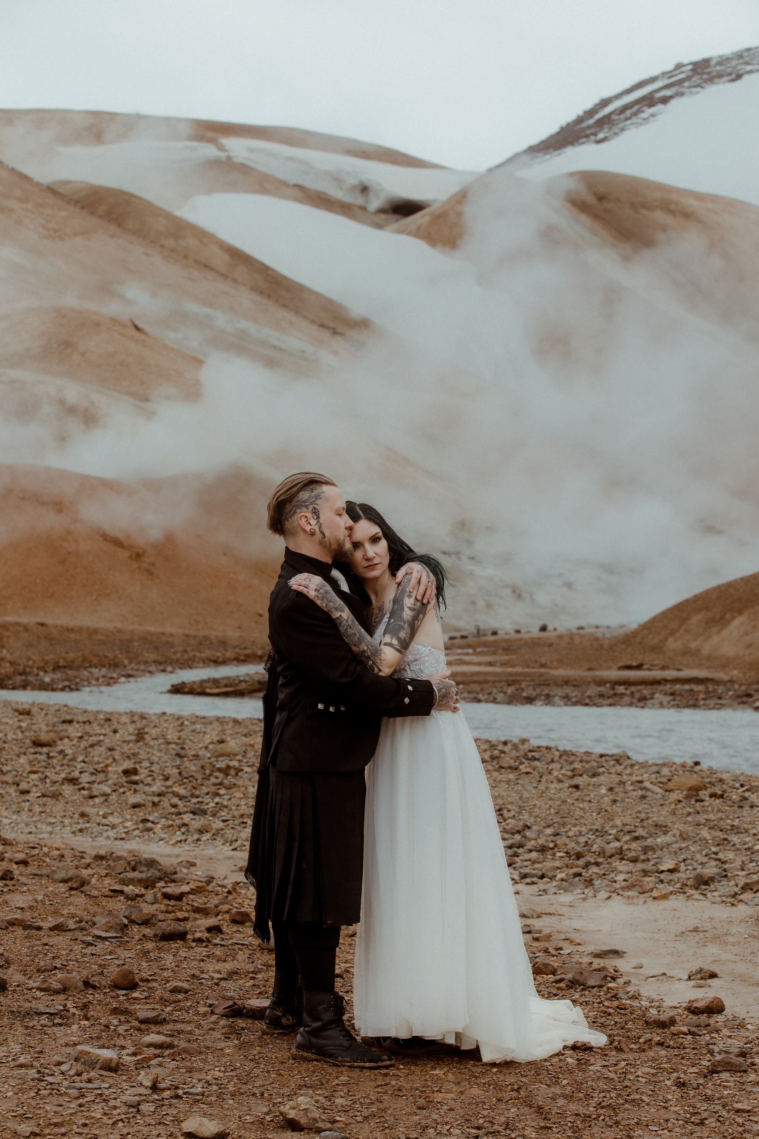 Wedding in Iceland’s Highlands. Iceland elopement photographer & videographer