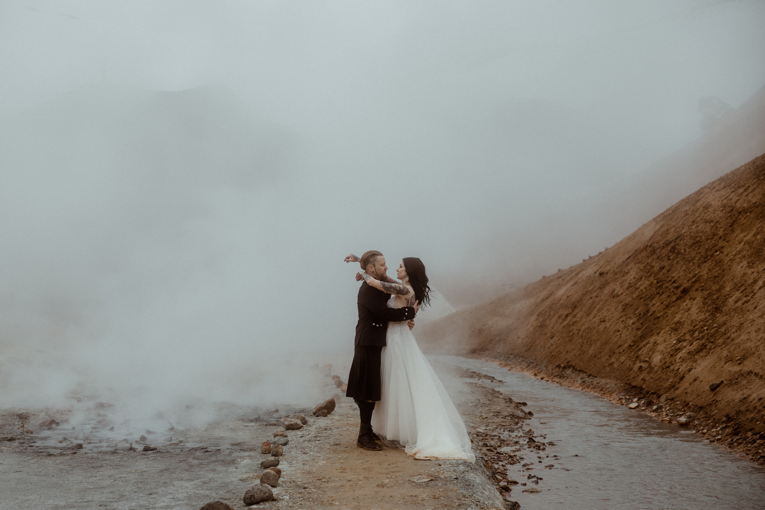 Wedding in Iceland’s Highlands. Iceland elopement photographer & videographer