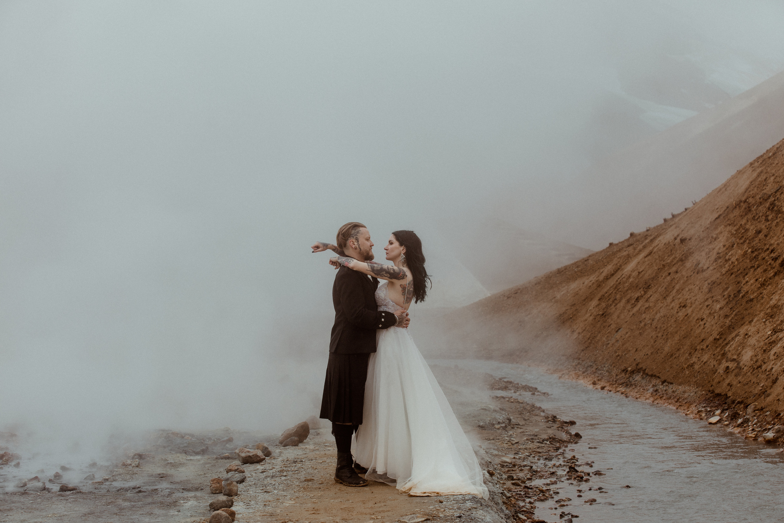 Wedding in Iceland’s Highlands. Iceland elopement photographer & videographer
