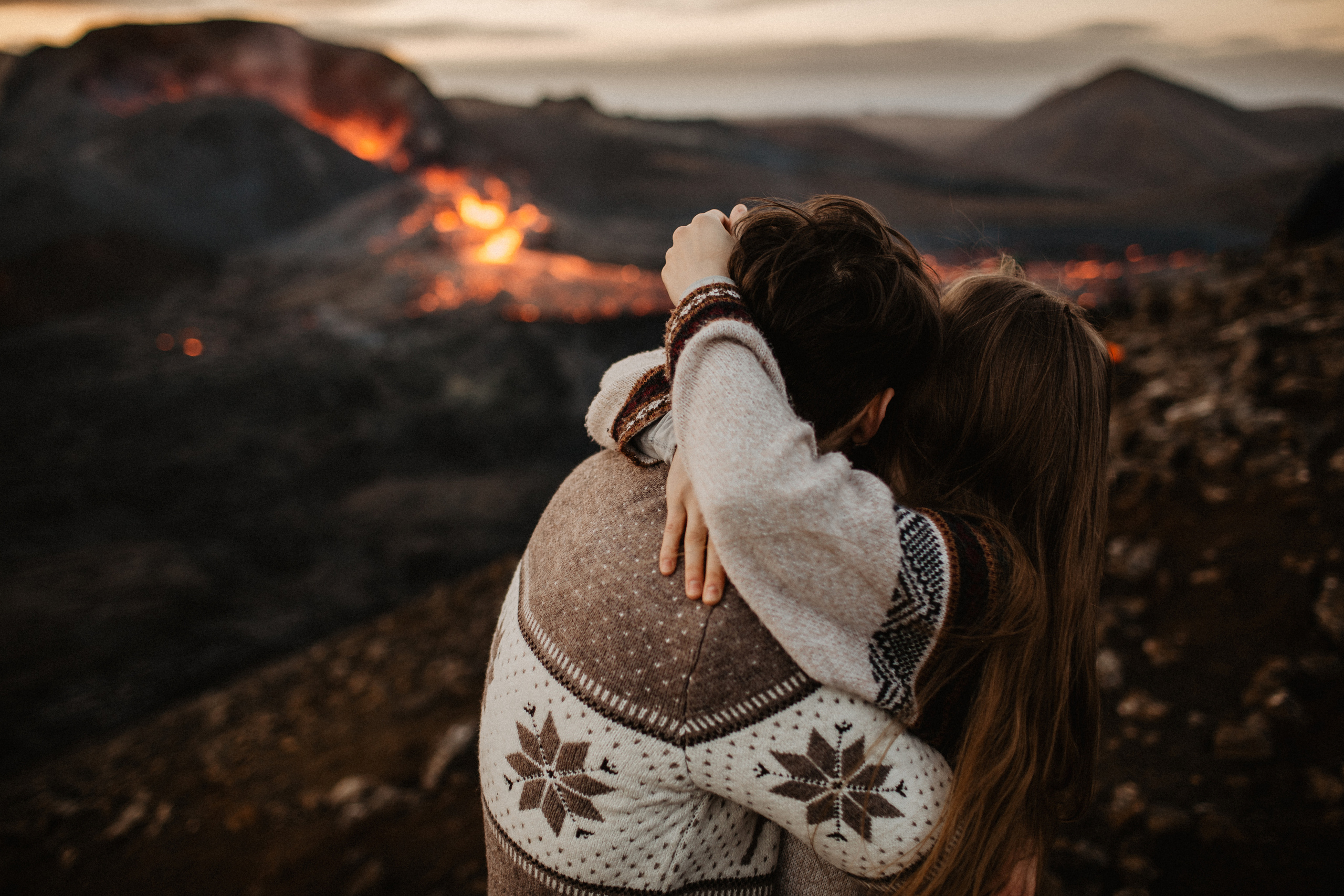 Couple photoshoot in front of volcano eruption in Iceland. Iceland elopement photo and video | Nikolaichik Photo