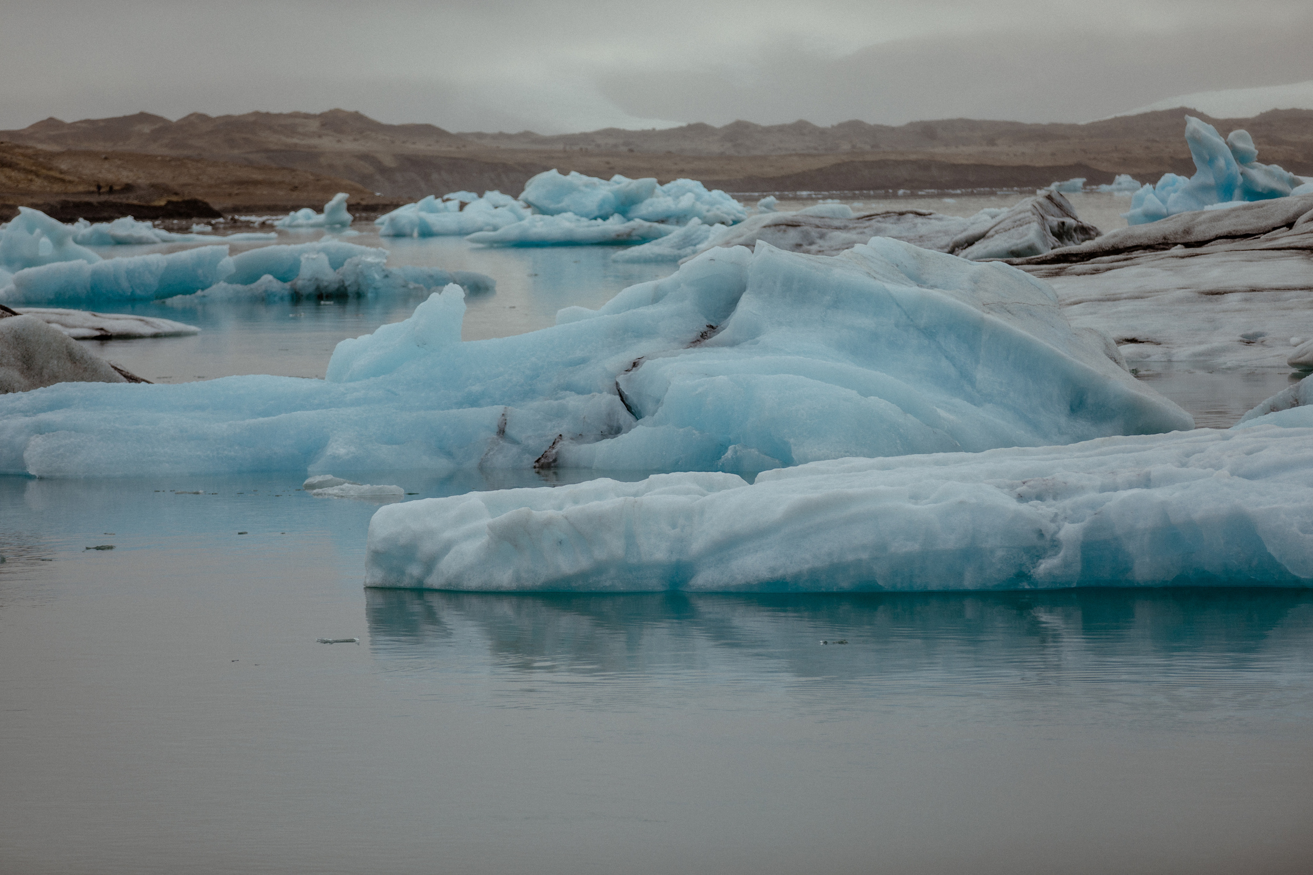 Secret hiking Elopement in Iceland. Iceland elopement photo and video | Nikolaichik Photo