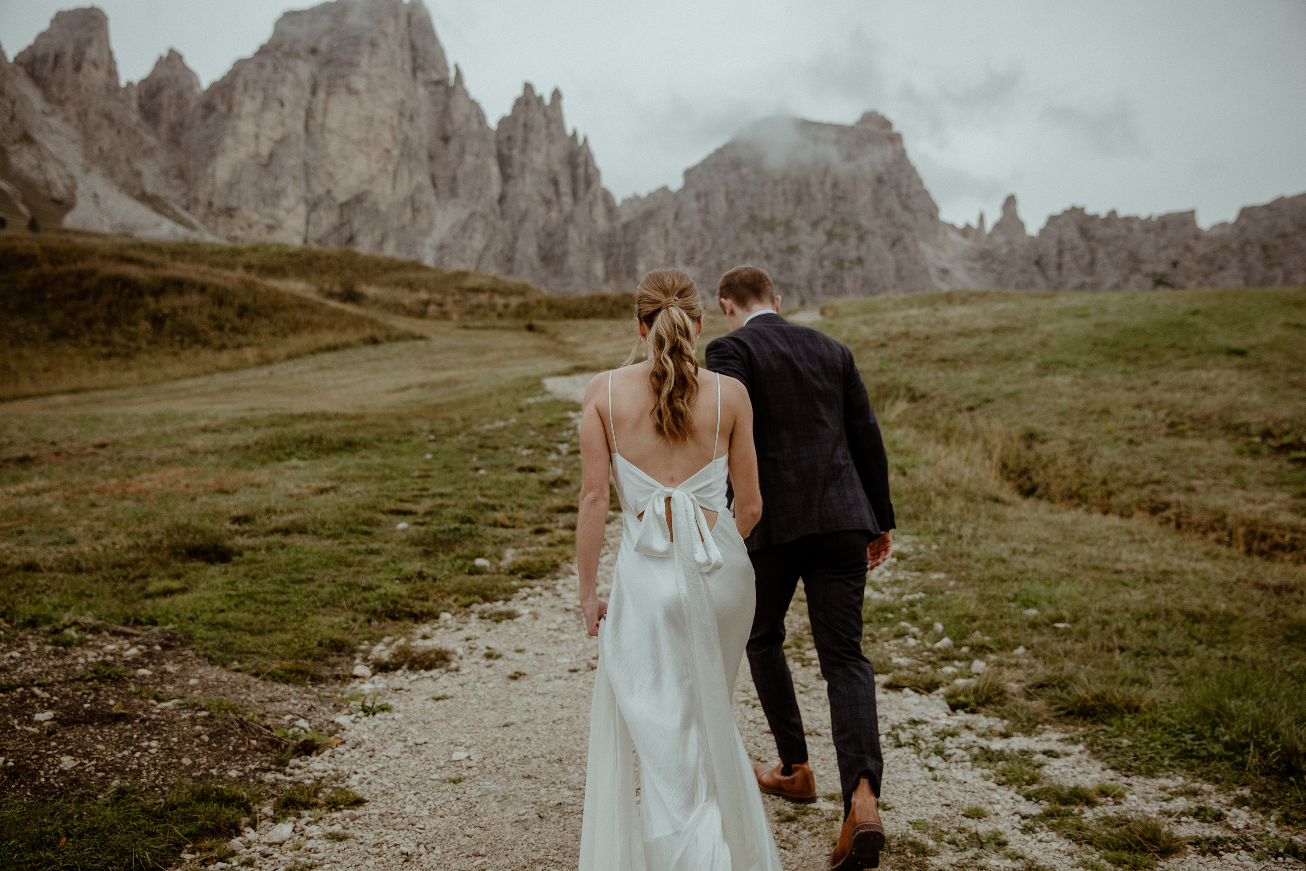 Intimate Wedding in the Dolomites. Iceland elopement photo and video | Nikolaichik Photo