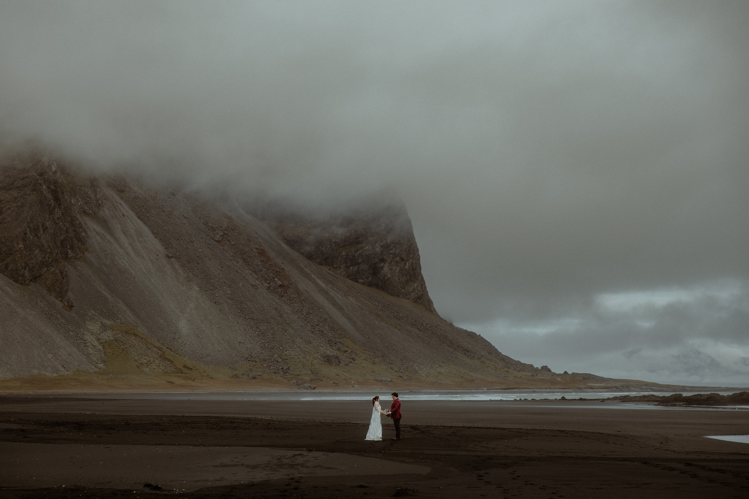 Secret hiking Elopement in Iceland. Iceland elopement photo and video | Nikolaichik Photo
