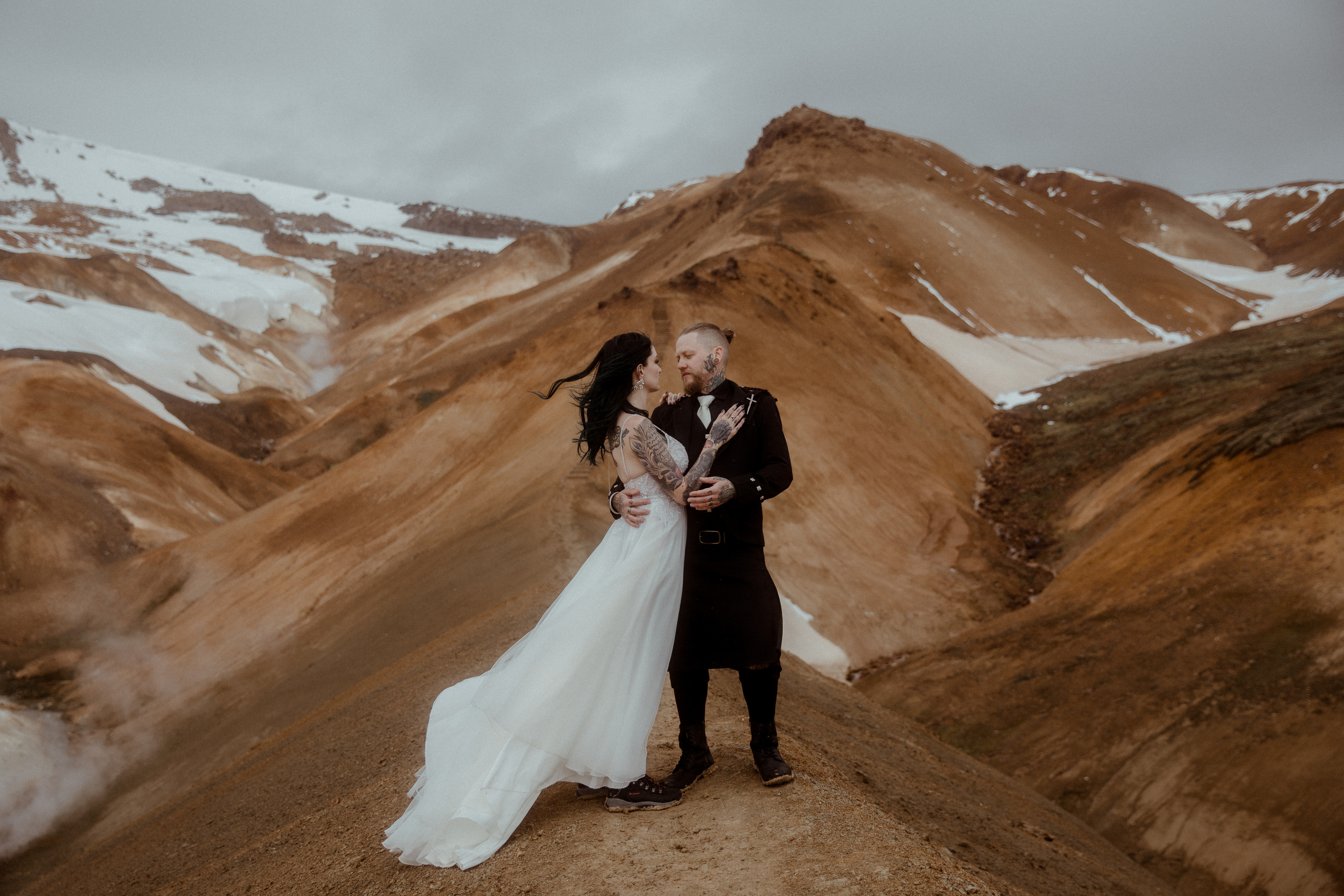 Wedding in Iceland’s Highlands. Iceland elopement photographer & videographer