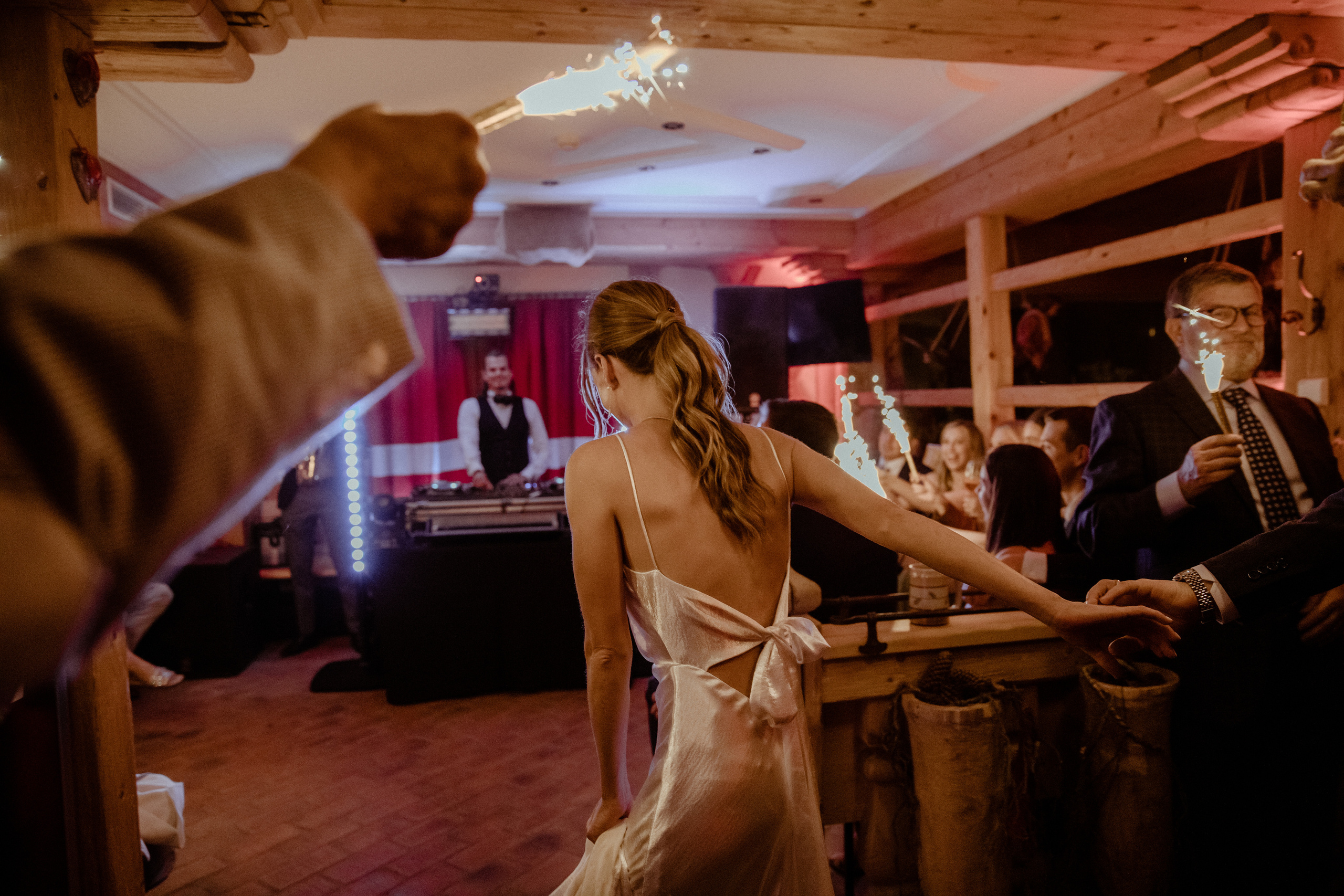 Intimate Wedding in the Dolomites. Iceland elopement photo and video | Nikolaichik Photo