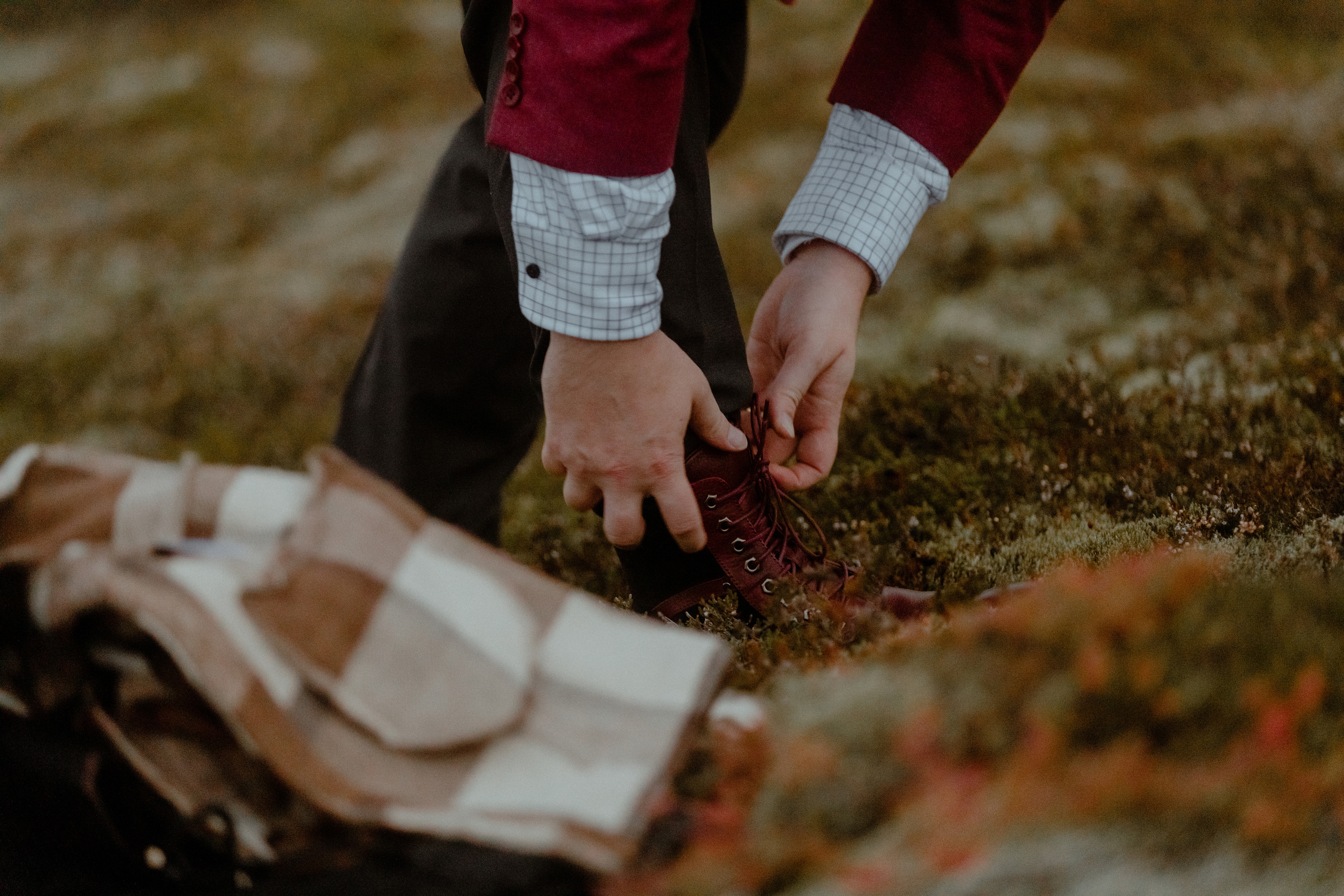 Secret hiking Elopement in Iceland. Iceland elopement photo and video | Nikolaichik Photo
