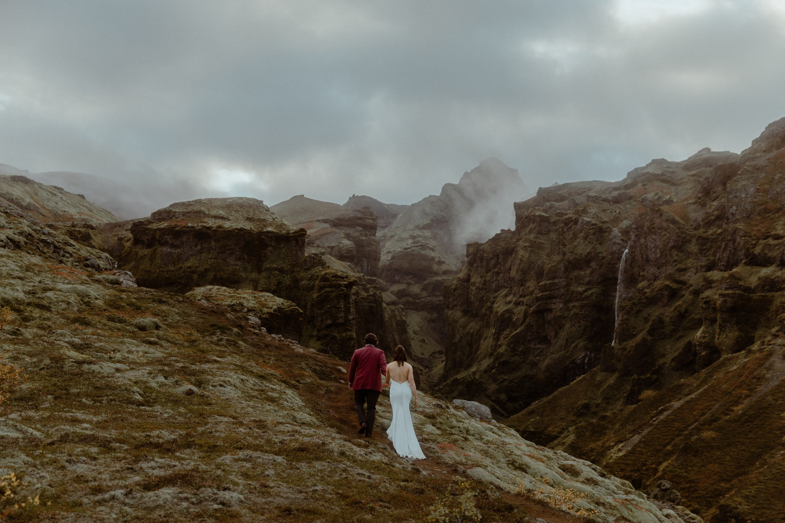 Secret hiking Elopement in Iceland. Iceland elopement photo and video | Nikolaichik Photo