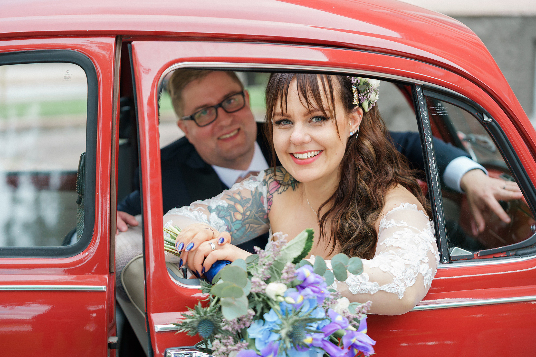 S&J, hääkuvaus Porvoon Tuomiokirkko ja Levinin kellari