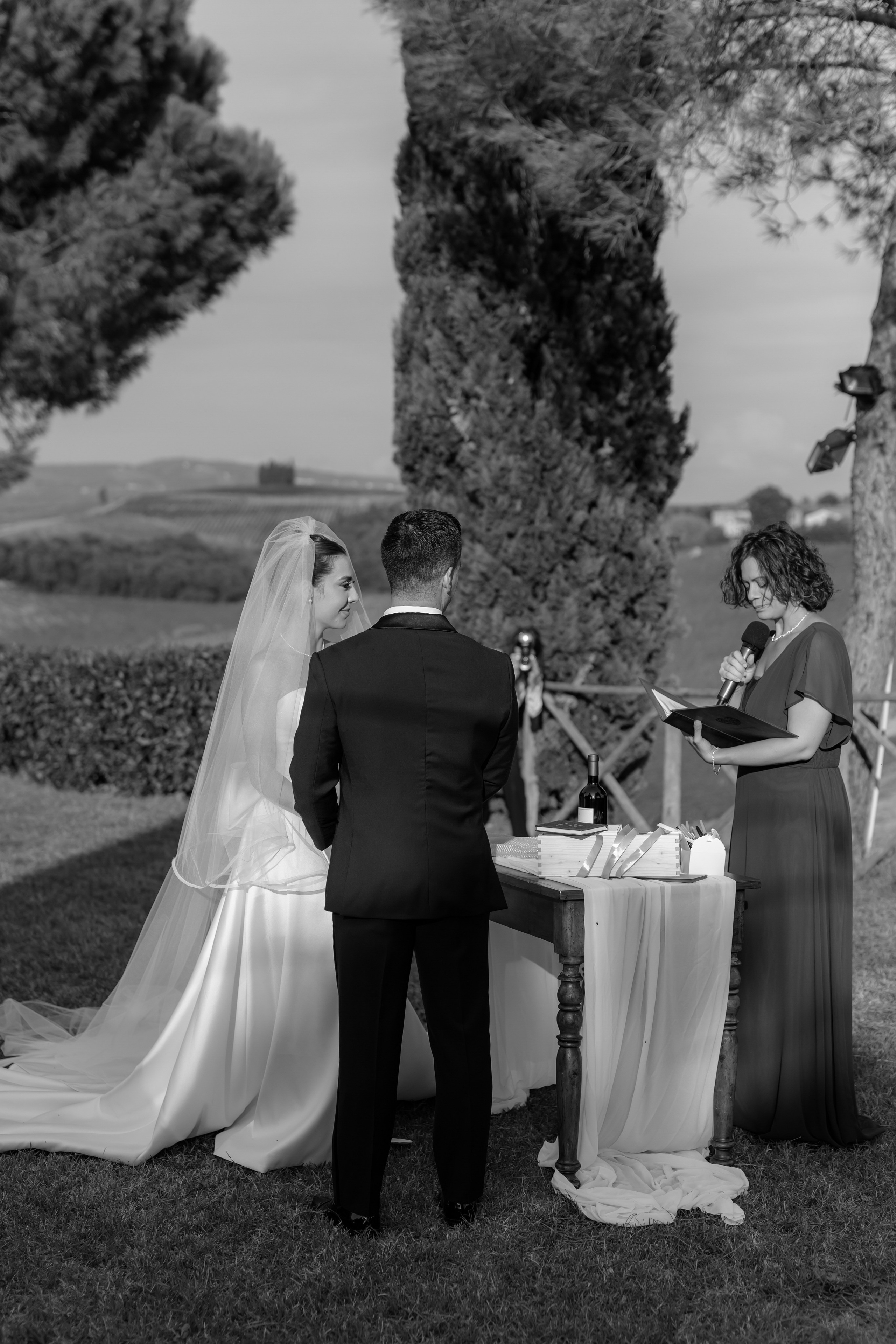 Dom&Ally. Wedding photographer Italy