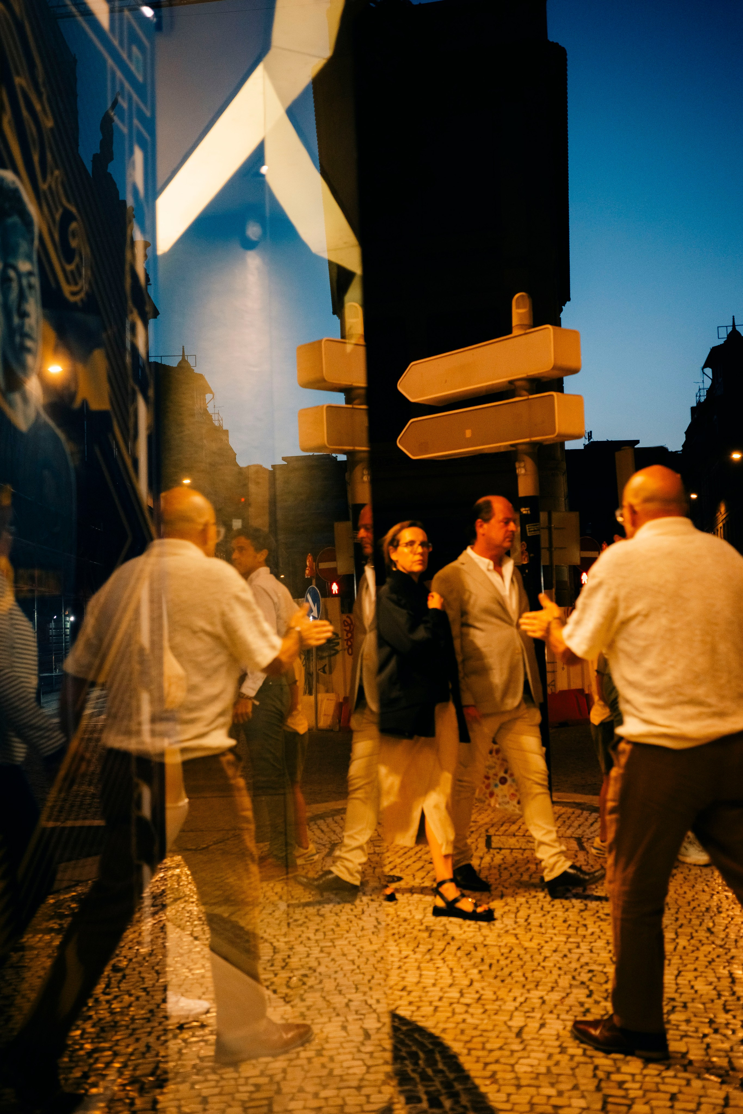 Street. Maria Sher. Professional photographer from Porto, Portugal