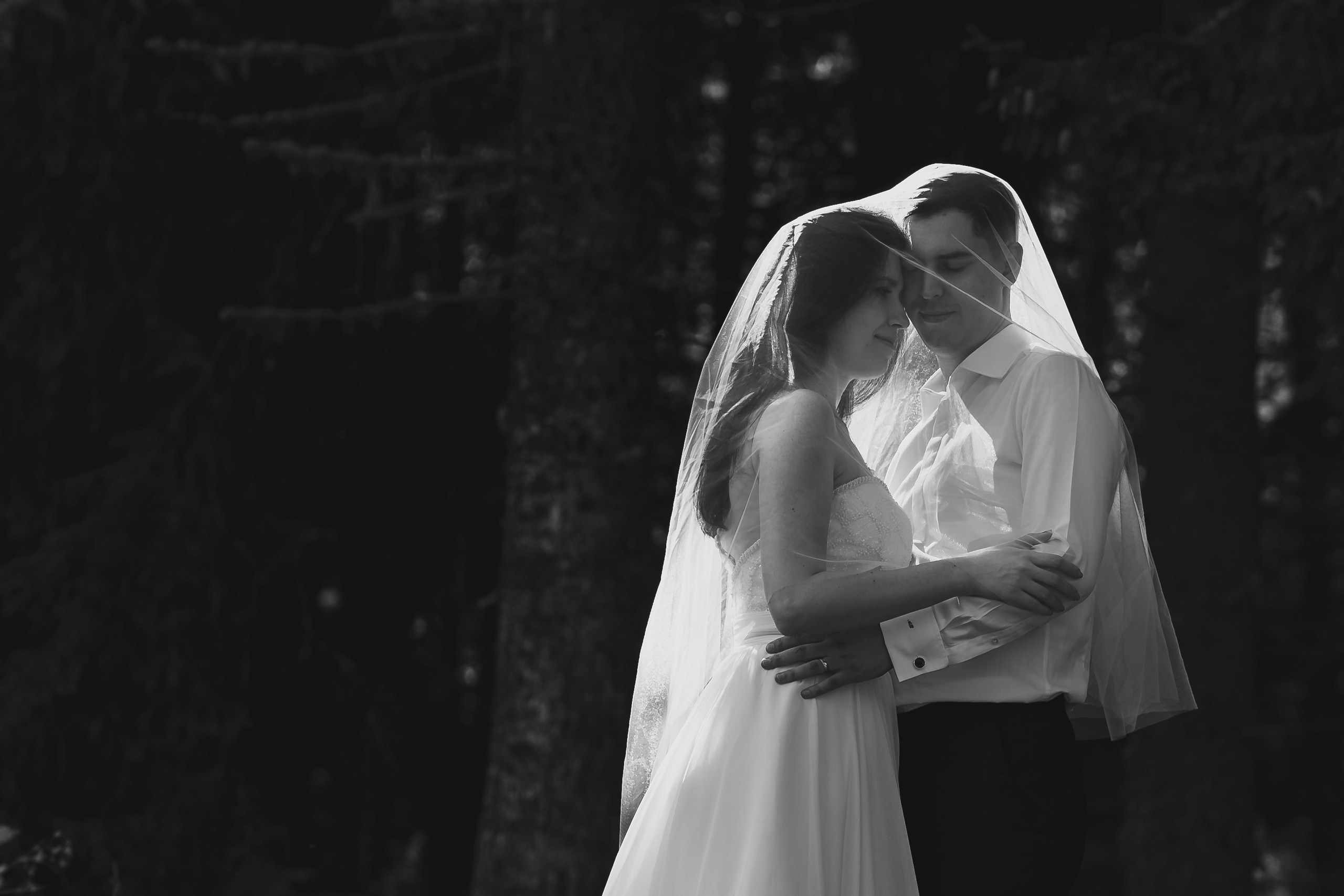Trash the Dress la Lacul Bolboci  | Mihai Popa Fotograf. Fotograf Nuntă & Botez București - Mihai Popa | Dincolo de oameni, imortalizez emoții!