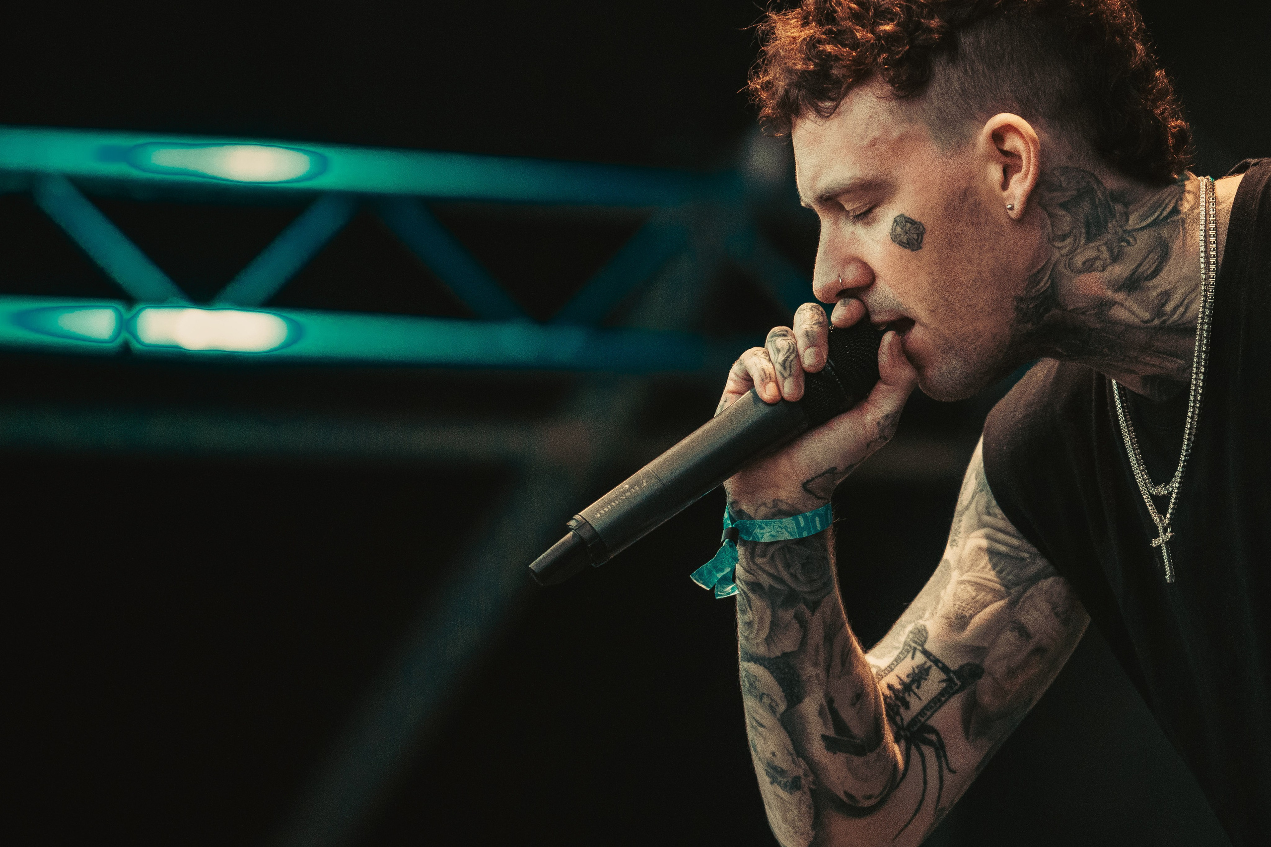 Festarit. VEKE MEDIA