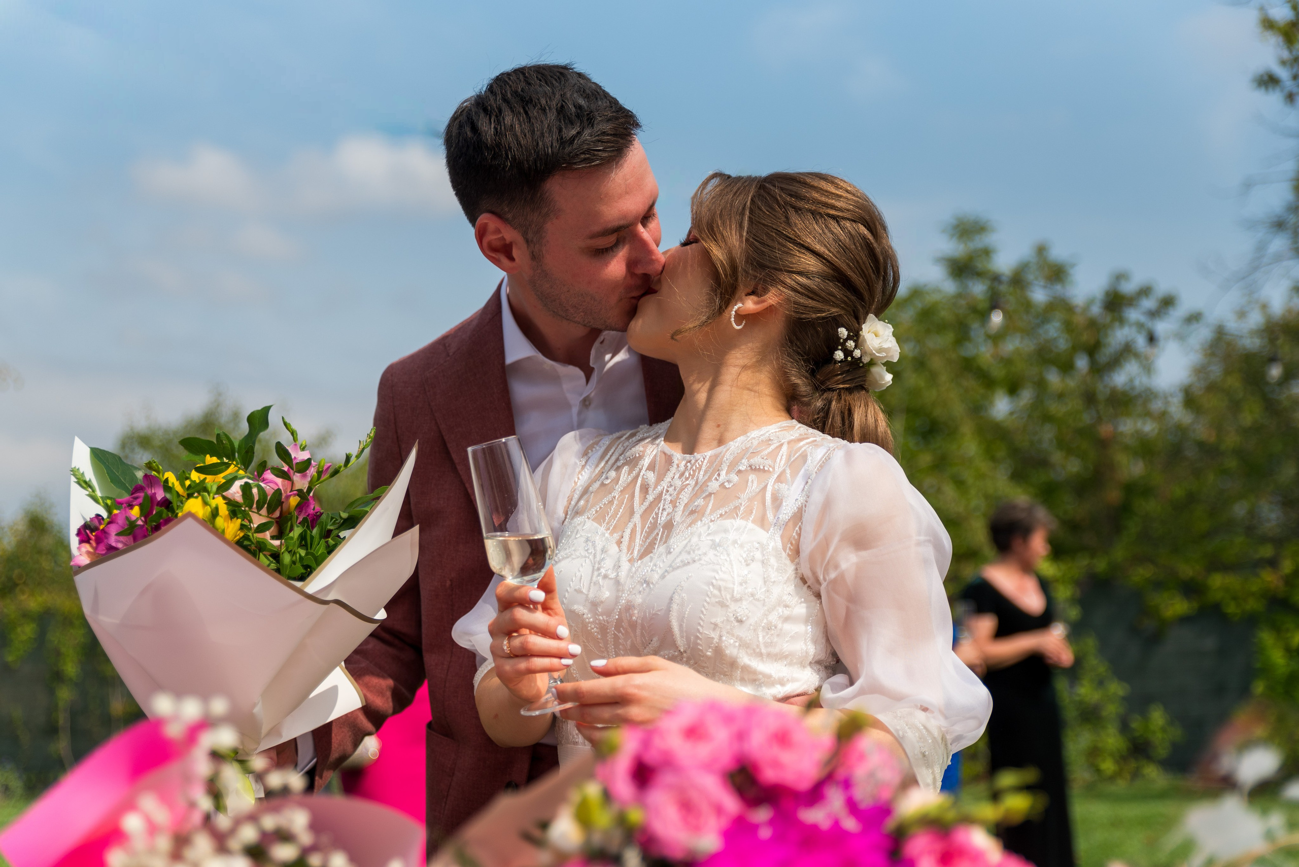 Cununie civila, fotograf cununie civila bucuresti, fotograf stare civila, cununie la Comana, Blissful Garden, fotografii de la cununie, fotograf de nunta, Gradina Blissful Garden, fotografii nunta de la starea civila, pozing mireasa, obiceiuri, fotografie profesionala nunta