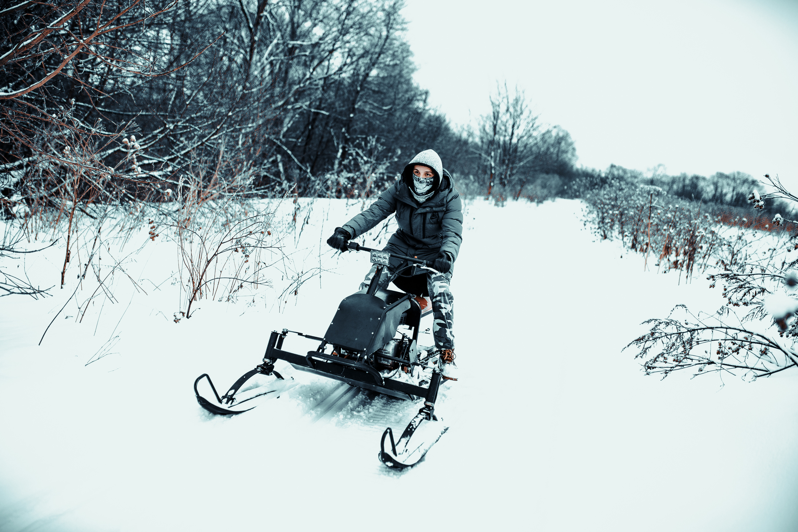 Mračni paket preseta namenjen travel fotografiji. Mark Smilyanic | Portretni boudoir fotograf iz Beograda