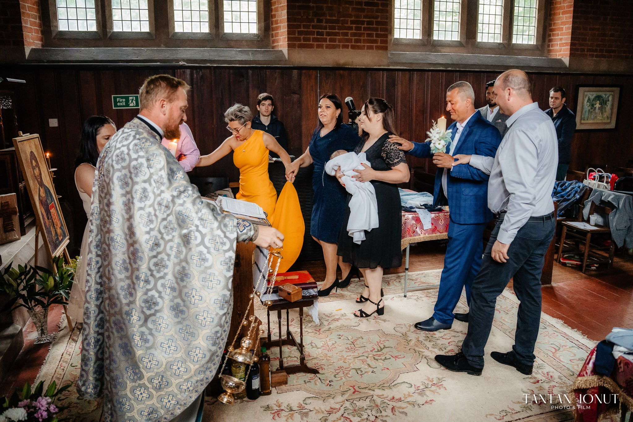 Amintiri de Neuitat la Botez - Ionut Tantan Foto & Film. TANTAN IONUT FOTO & FILM