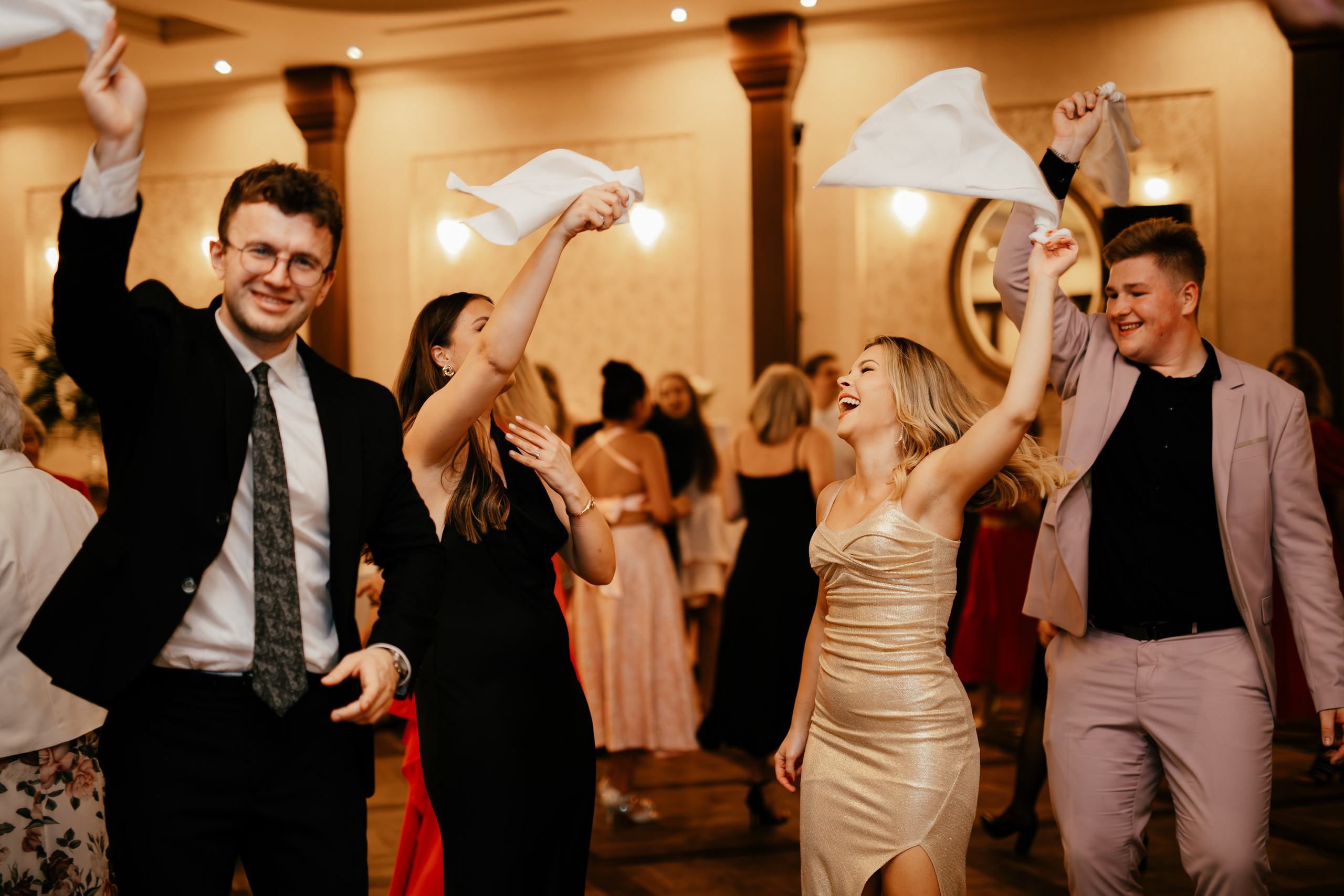 Pełna emocji fotografia ślubna – Natalia Malinowska Fotografia | Natalia Malinowska Wedding Stories | Augustów Warszawa. Natalia Malinowska Fotografia | Fotograf ślubny i rodzinny Augustów Warszawa