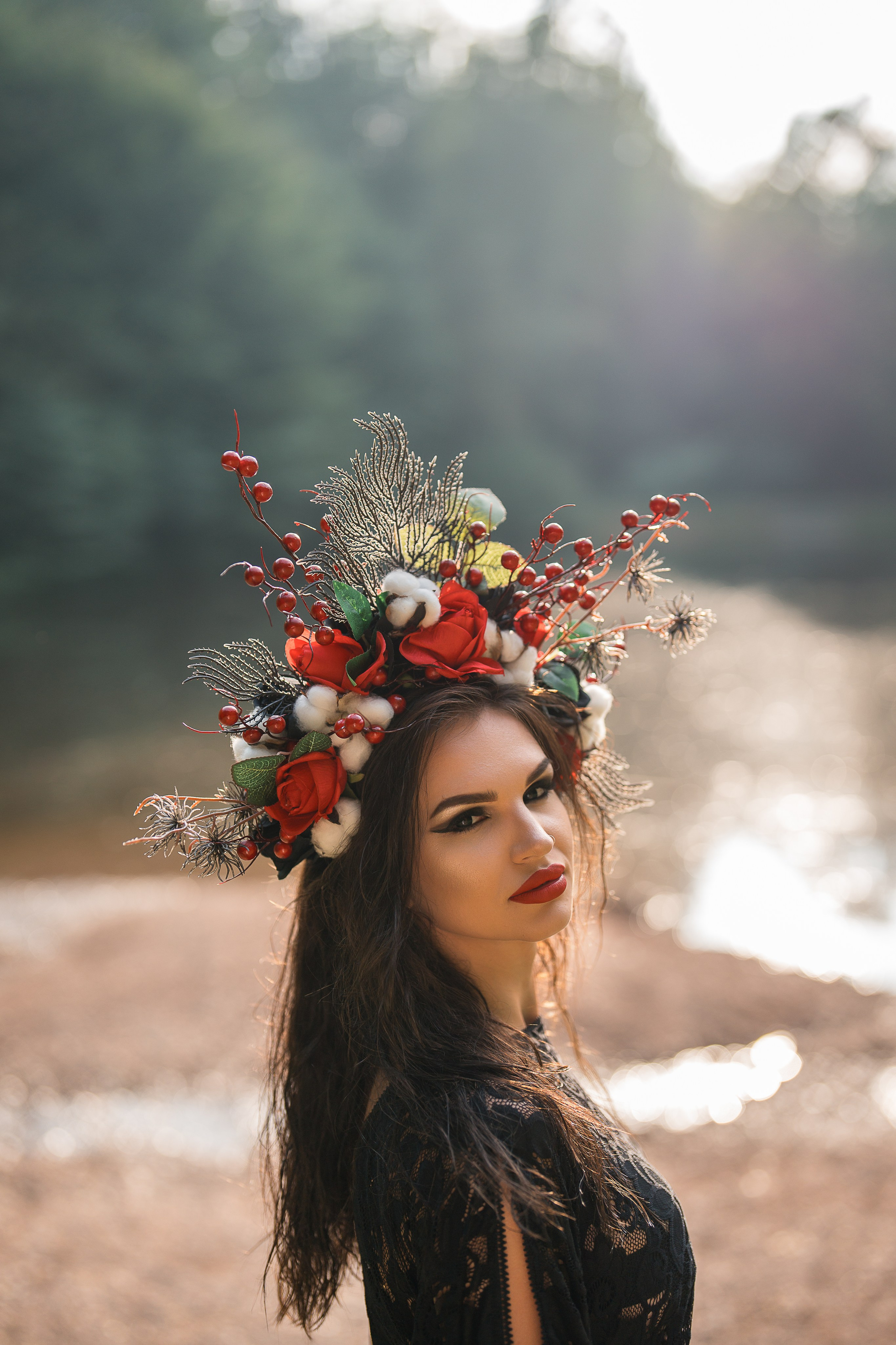 Witch at the lake. Family, Lifestyle and Portrait photograher in Trier, Germany