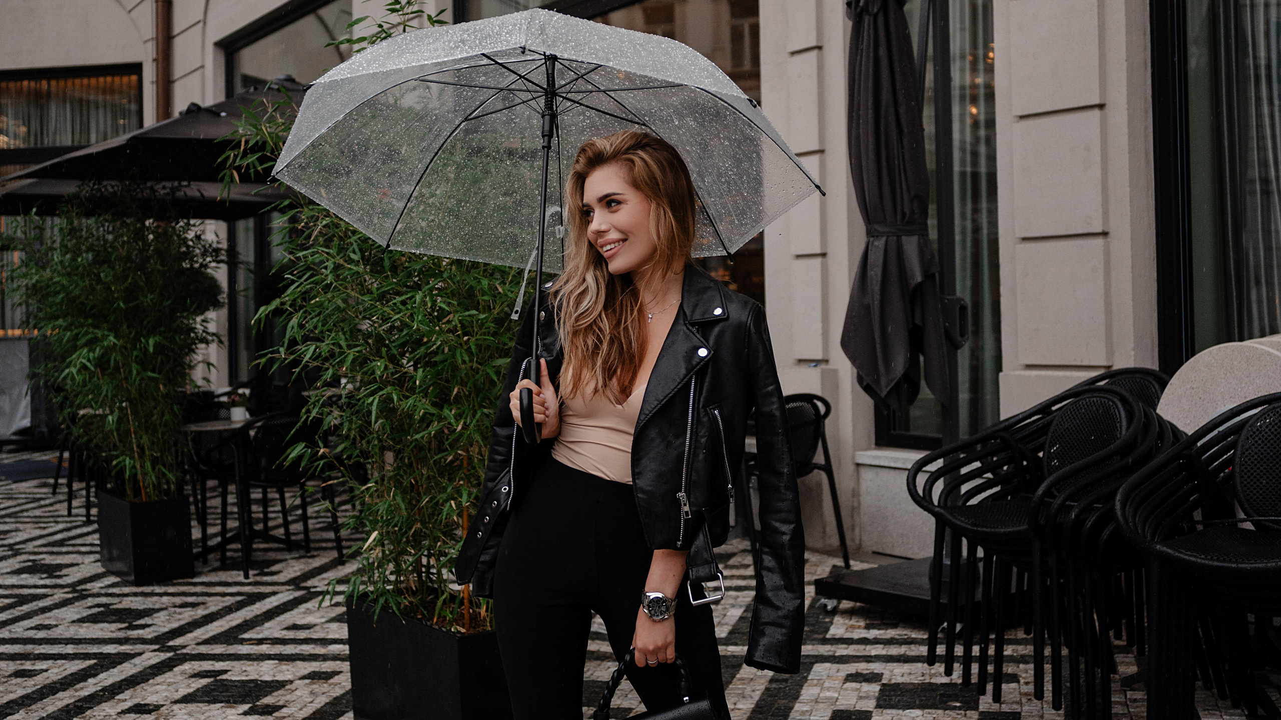 Vayda. ANNA-MARIA PHOTO CONTENT CREATOR — фотограф, естет, художник і візуальний експерт Instagram у Празі