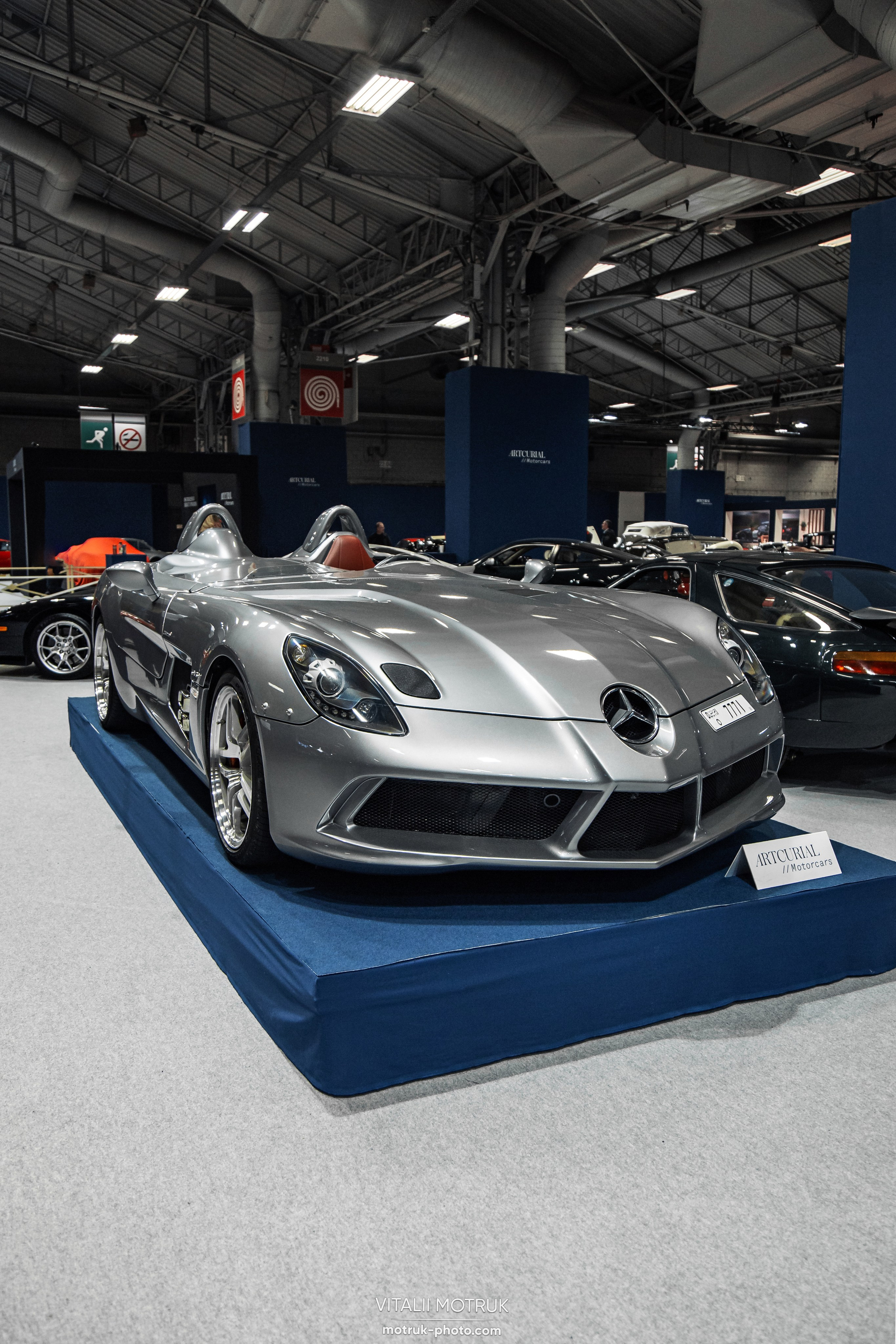 Retromobile 2023. Photographer in Paris — Vitalii Motruk