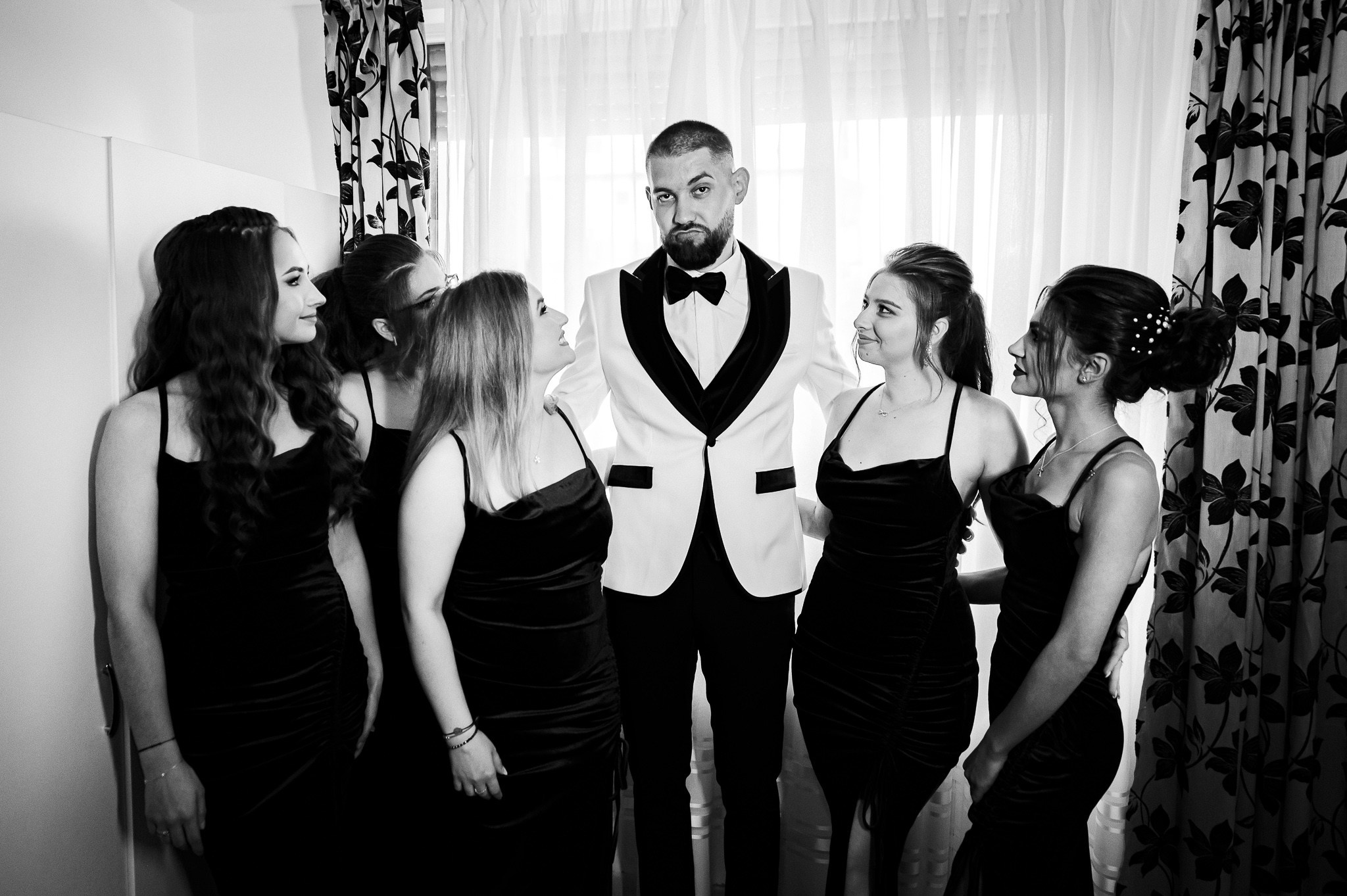 Corina & Paul. Mugurel Olteanu Fotograf