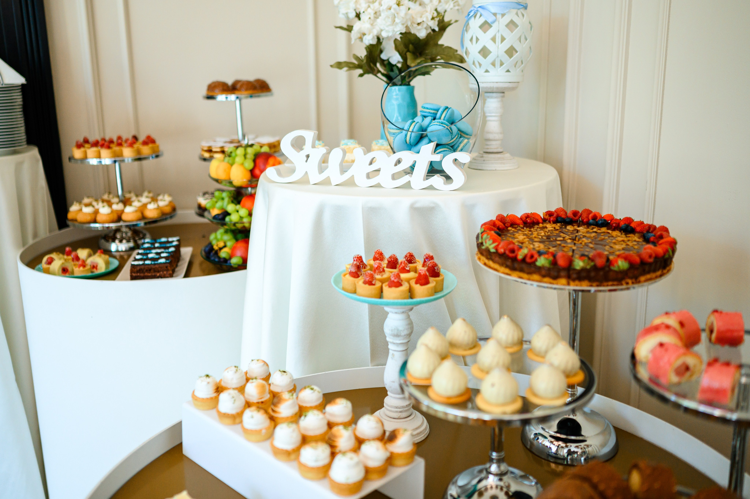 Madalina & Ovidiu. Mugurel Olteanu Fotograf