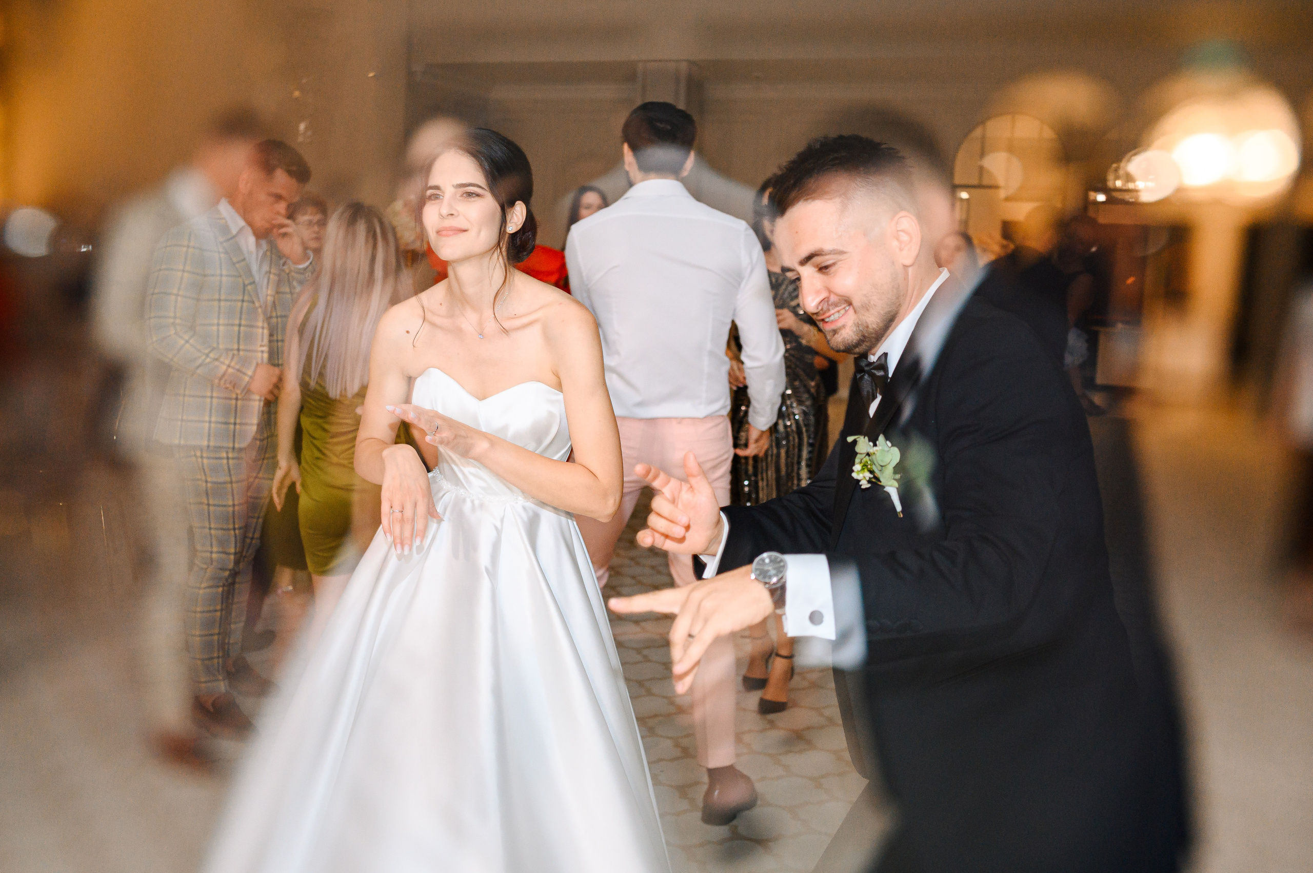 Madalina & Ovidiu. Mugurel Olteanu Fotograf