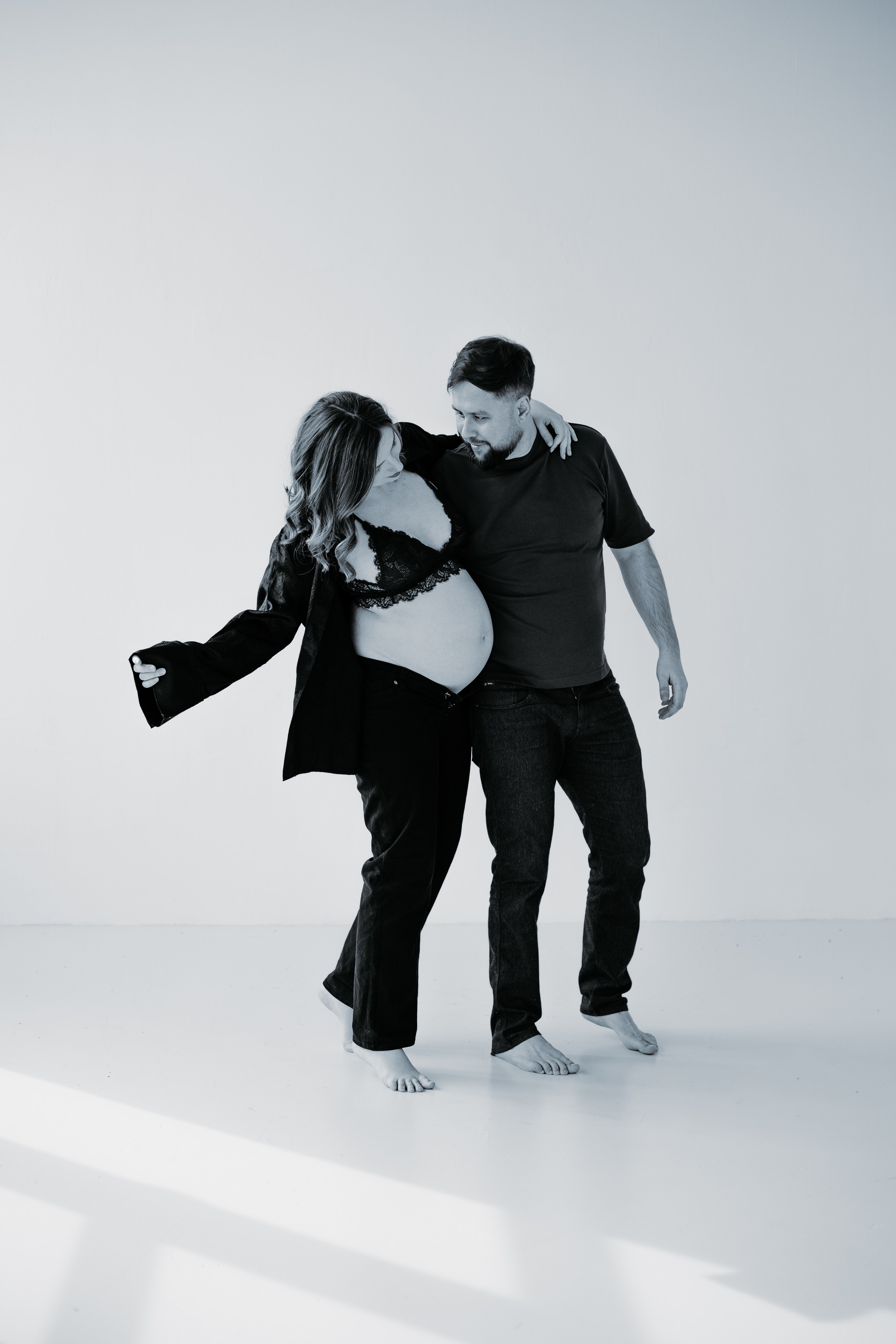 Pełna emocji fotografia sesja ciążowa lifestyle | Natalia Malinowska Fotografia | Augustów Warszawa. Natalia Malinowska Fotografia | Fotograf ślubny i rodzinny Augustów Warszawa