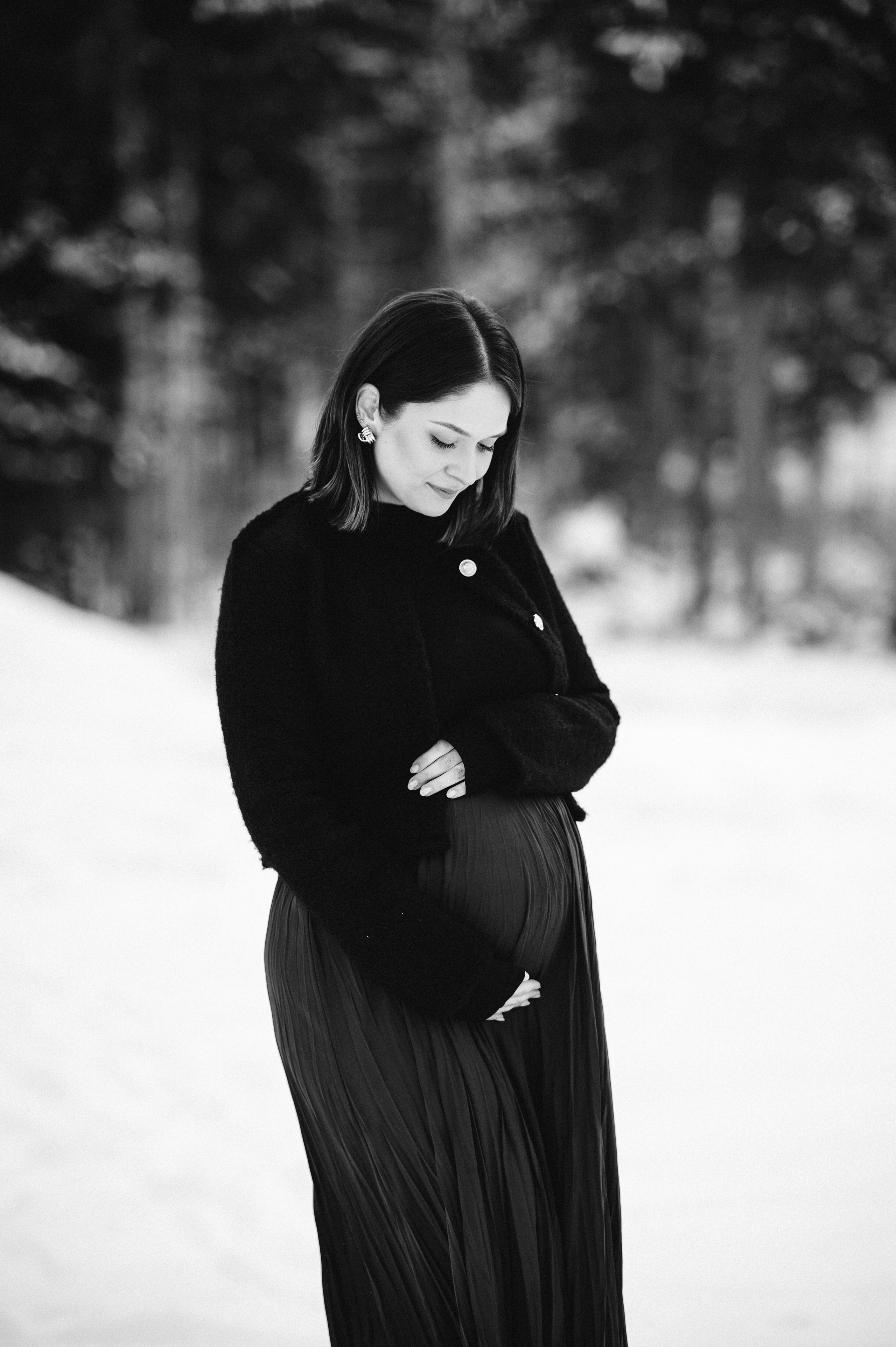 Ședință Foto de Familie la Munte – Fotografii de Iarnă în Lupcina. Valentin Melen - fotograf de nunta 🤍