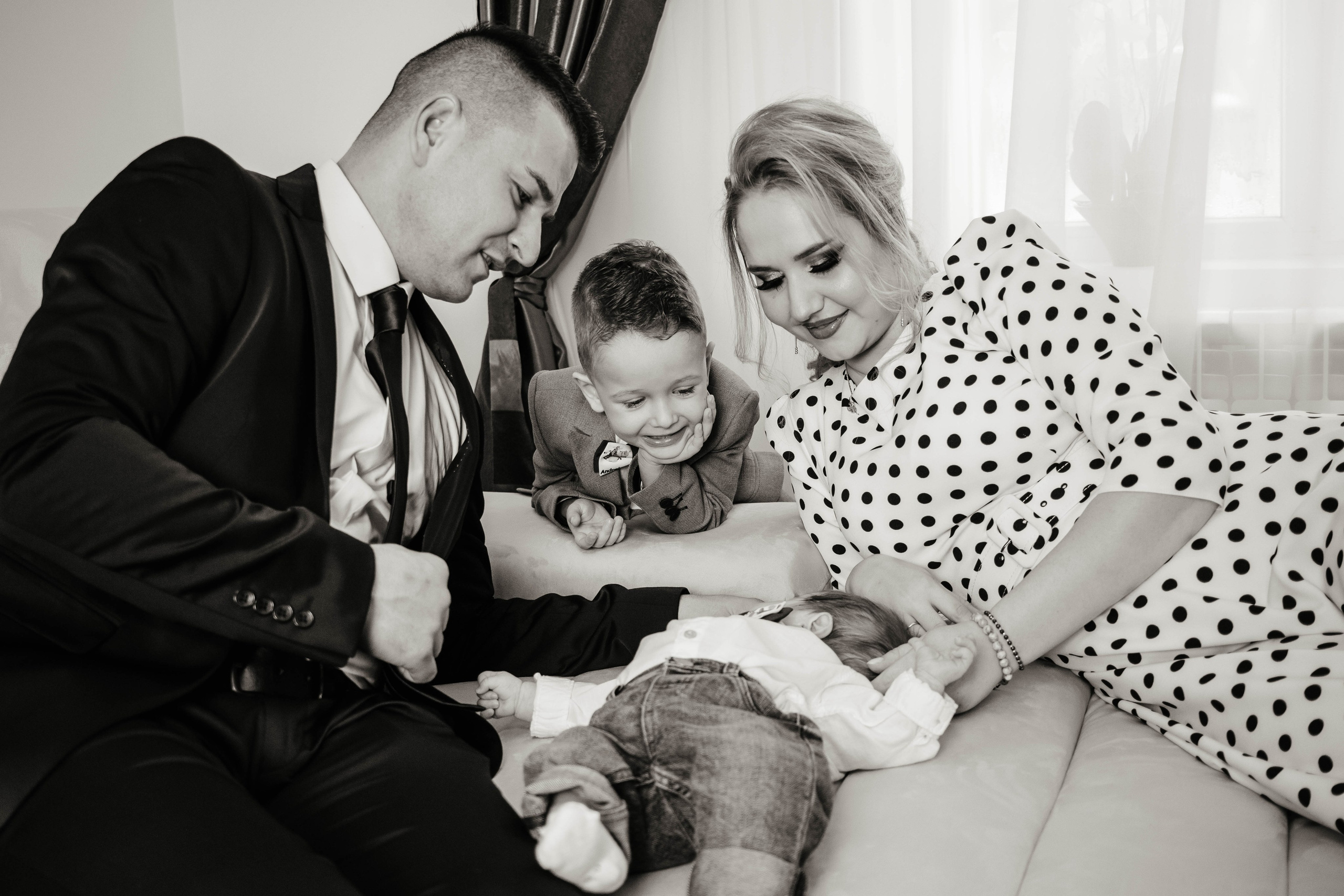 Damian. Fotograf si videograf — evenimente si studio