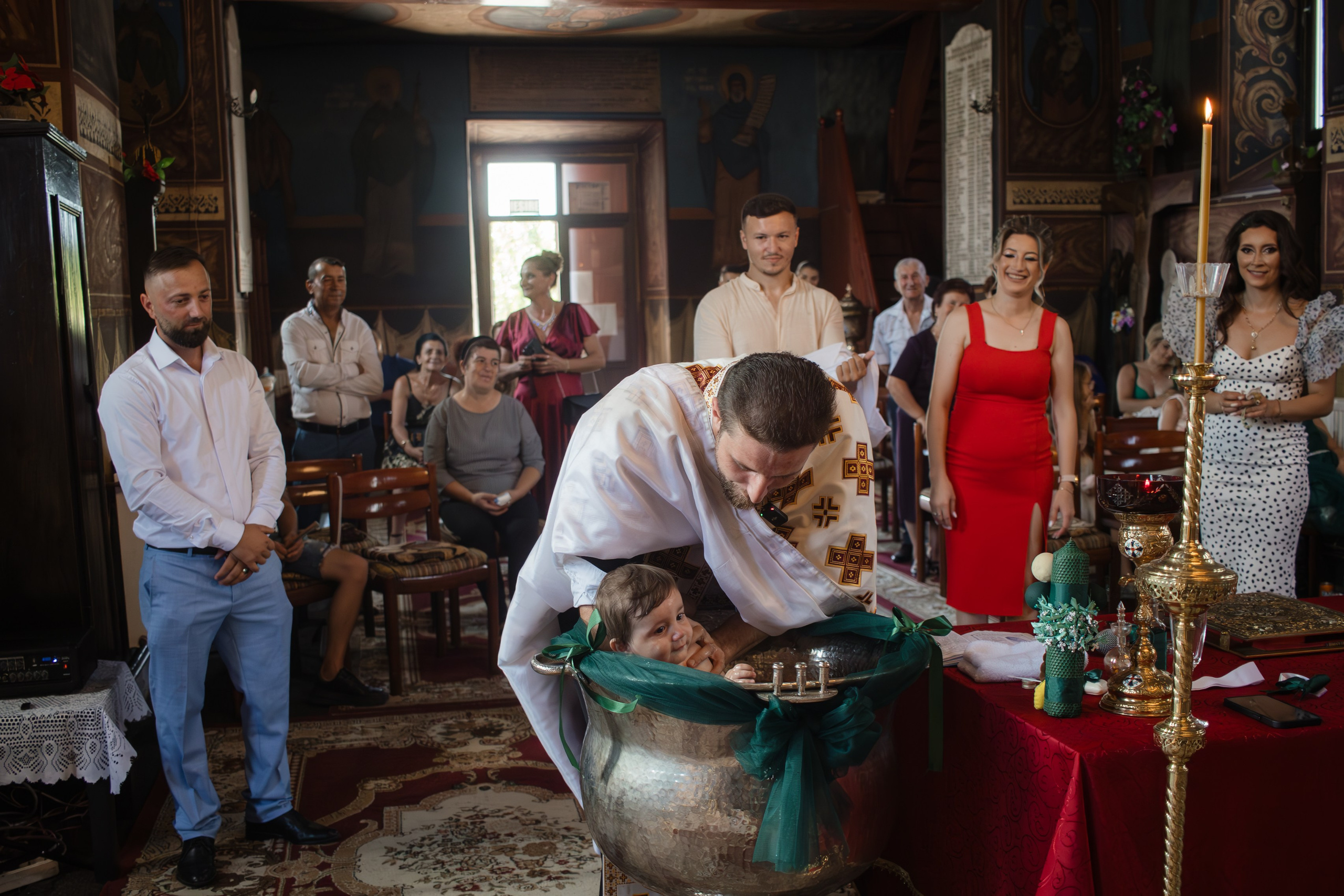 Louis Ionut. Fotograf si videograf — evenimente si studio