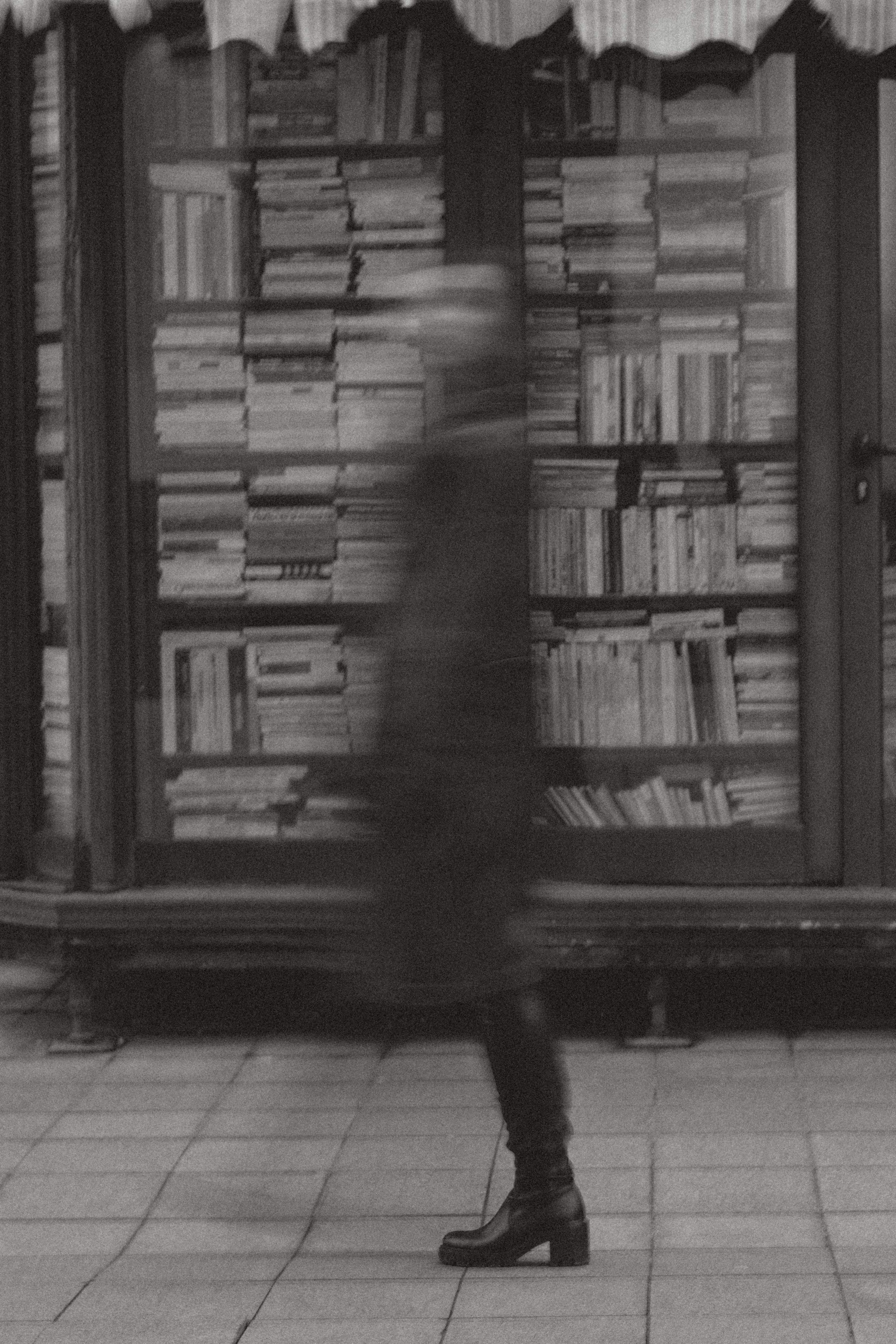 Ruxandra, March 2025. Adrian Aioanei — Fotograf profesionist de nuntă în Iași, Suceava și București. Specializat în evenimente, portrete și fine art