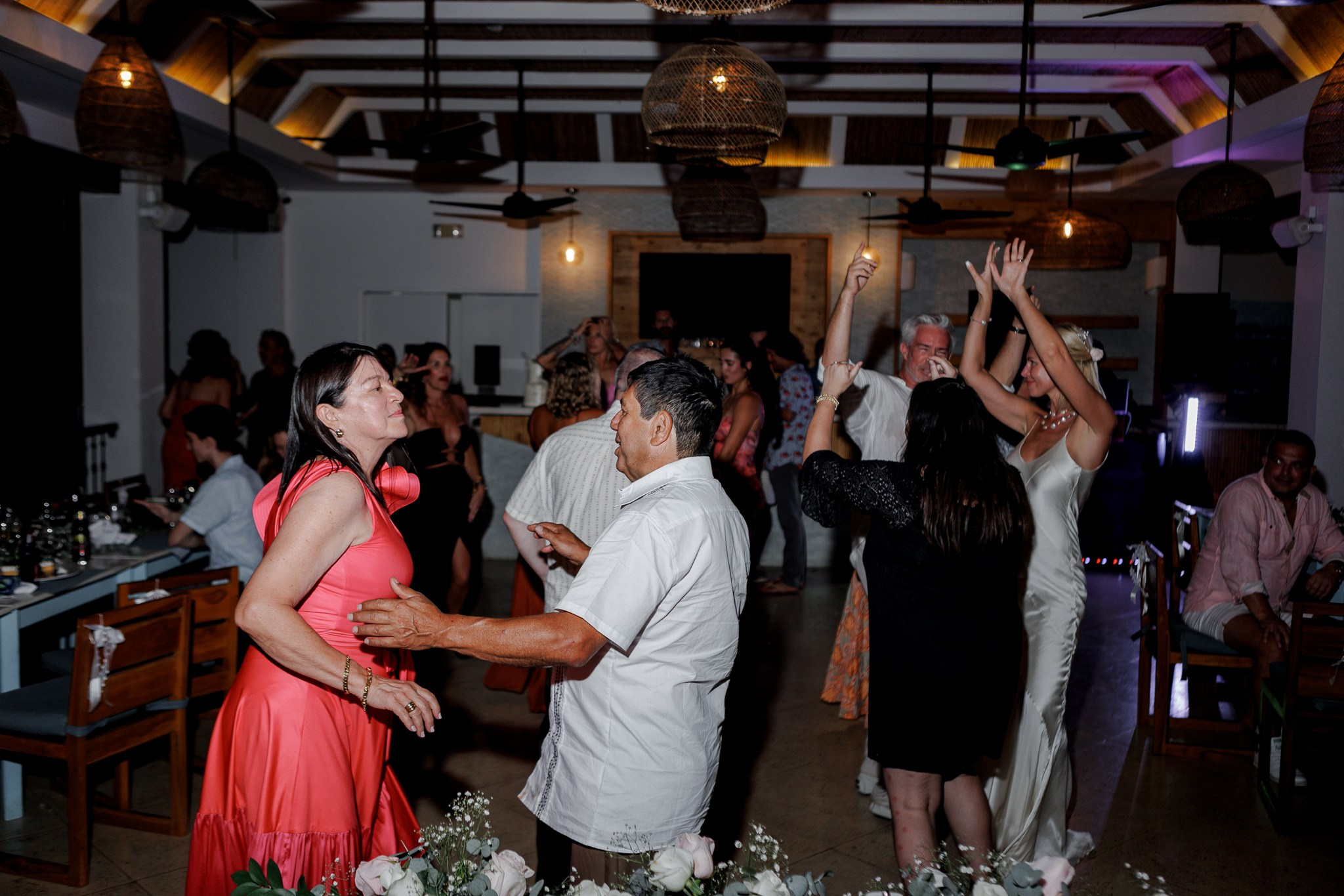K & R — Pinilla, Costa Rica. Destination wedding photographer, based in Munich — Valeria Berk