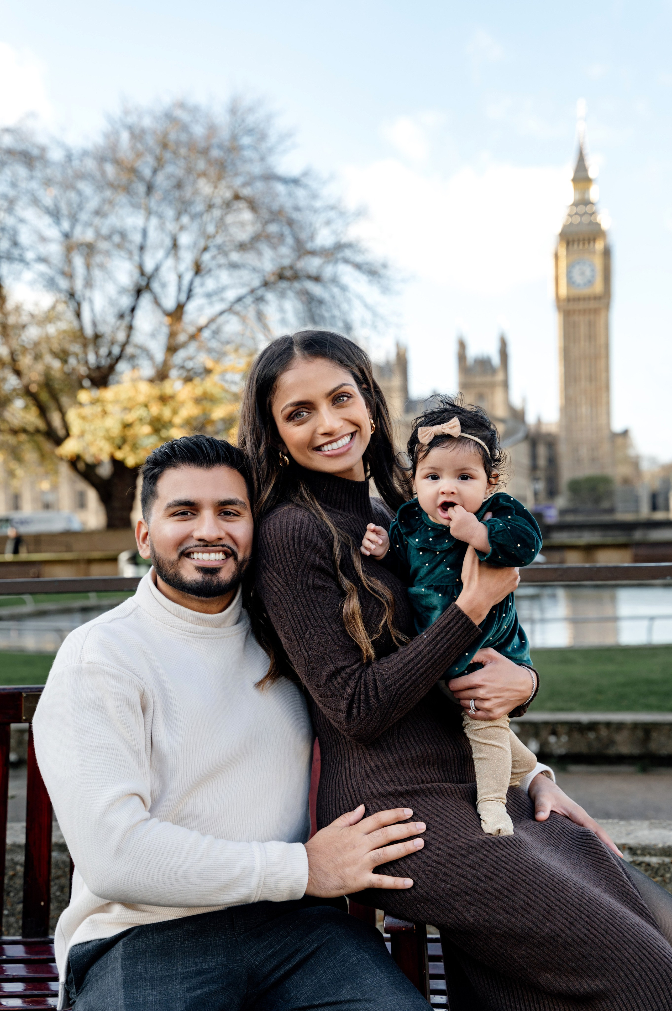 Westminster Kevin&Trisha with baby. FAMILY AND WEDDING PHOTOGRAPHER IN LONDON MARINA RIVA