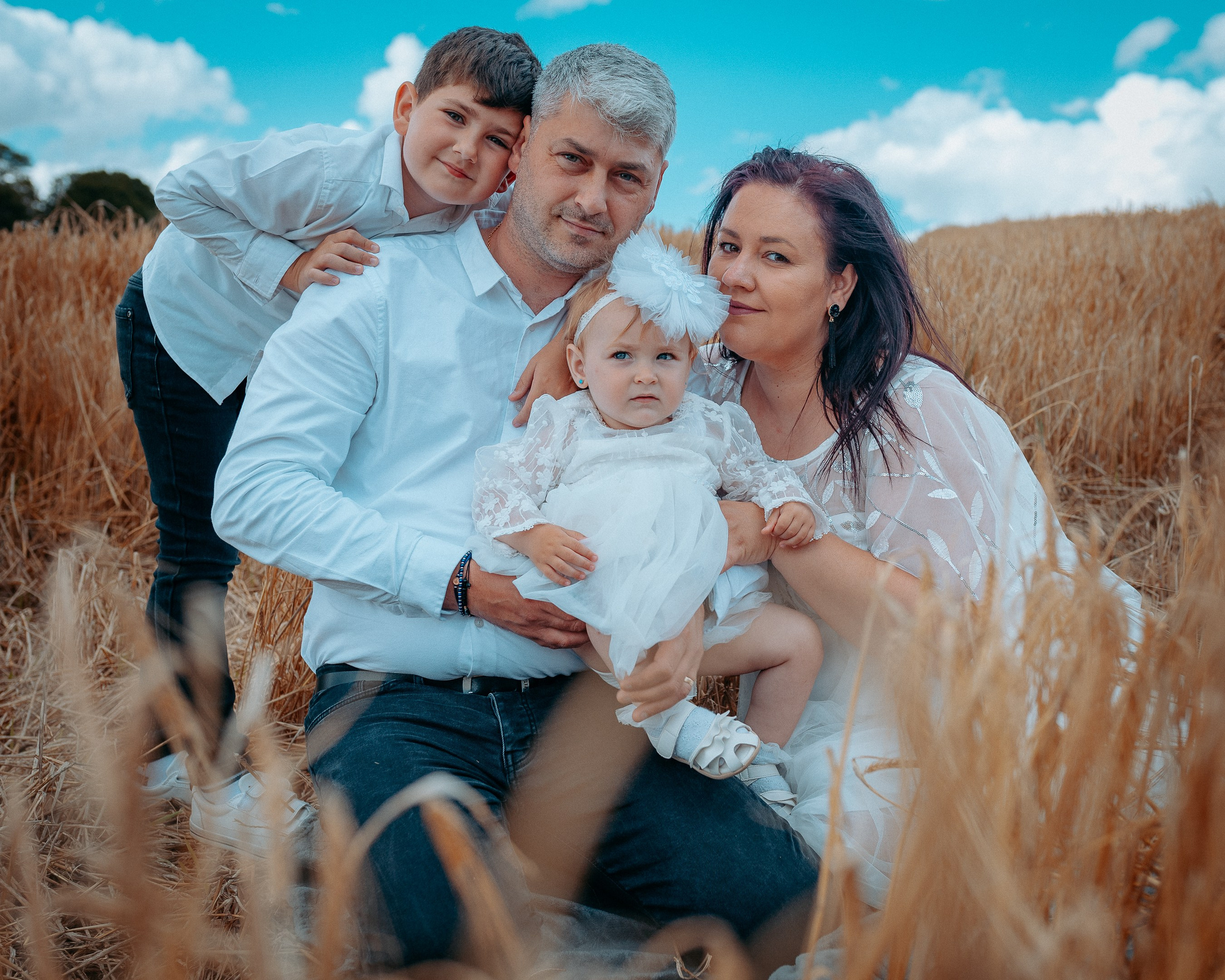 Family Portraits. Https://valphoto.wfolio.pro/