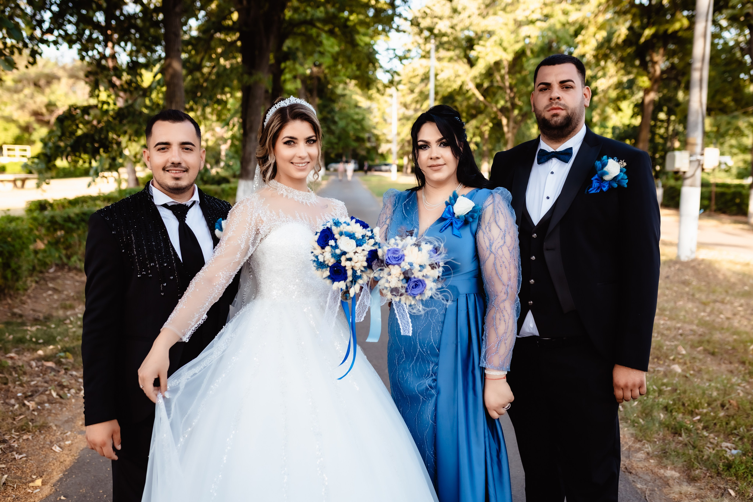 Mireasa in cimitir. Stefan Teodorescu — Fotograf de Nunta