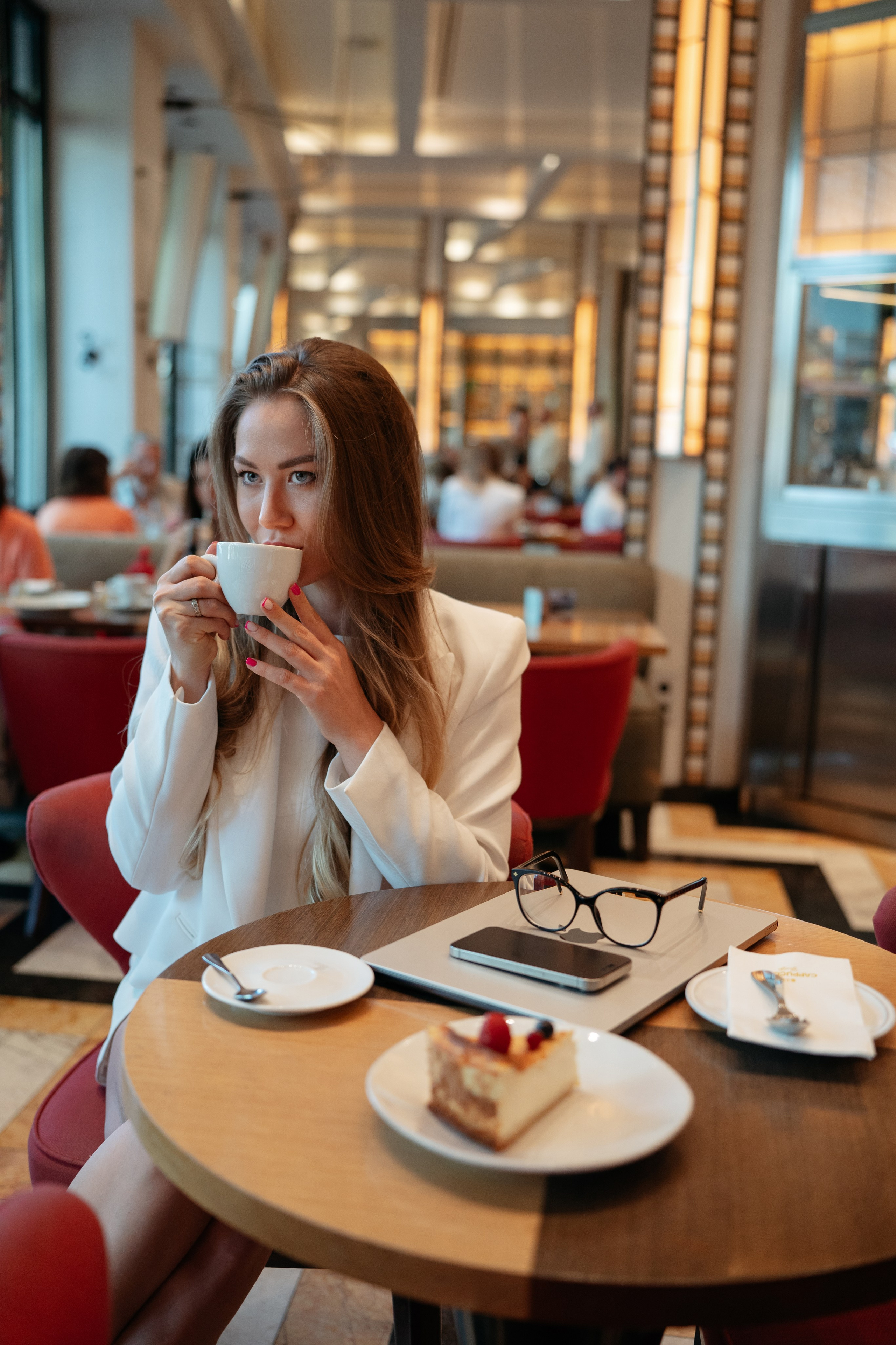 Fotógrafo de retratos en Madrid. sesión de retrato profesional. sesión de retrato profesional Madrid. Fotógrafo en Madrid, España. Alyona Belyaninova