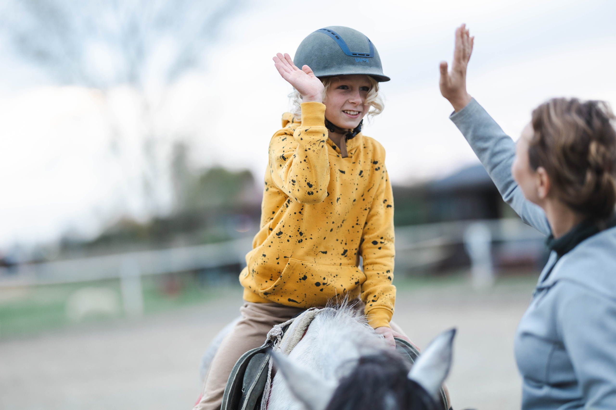Filip and horses in Italy. Nina Janeckova Fotografin und Videografin am Bodensee